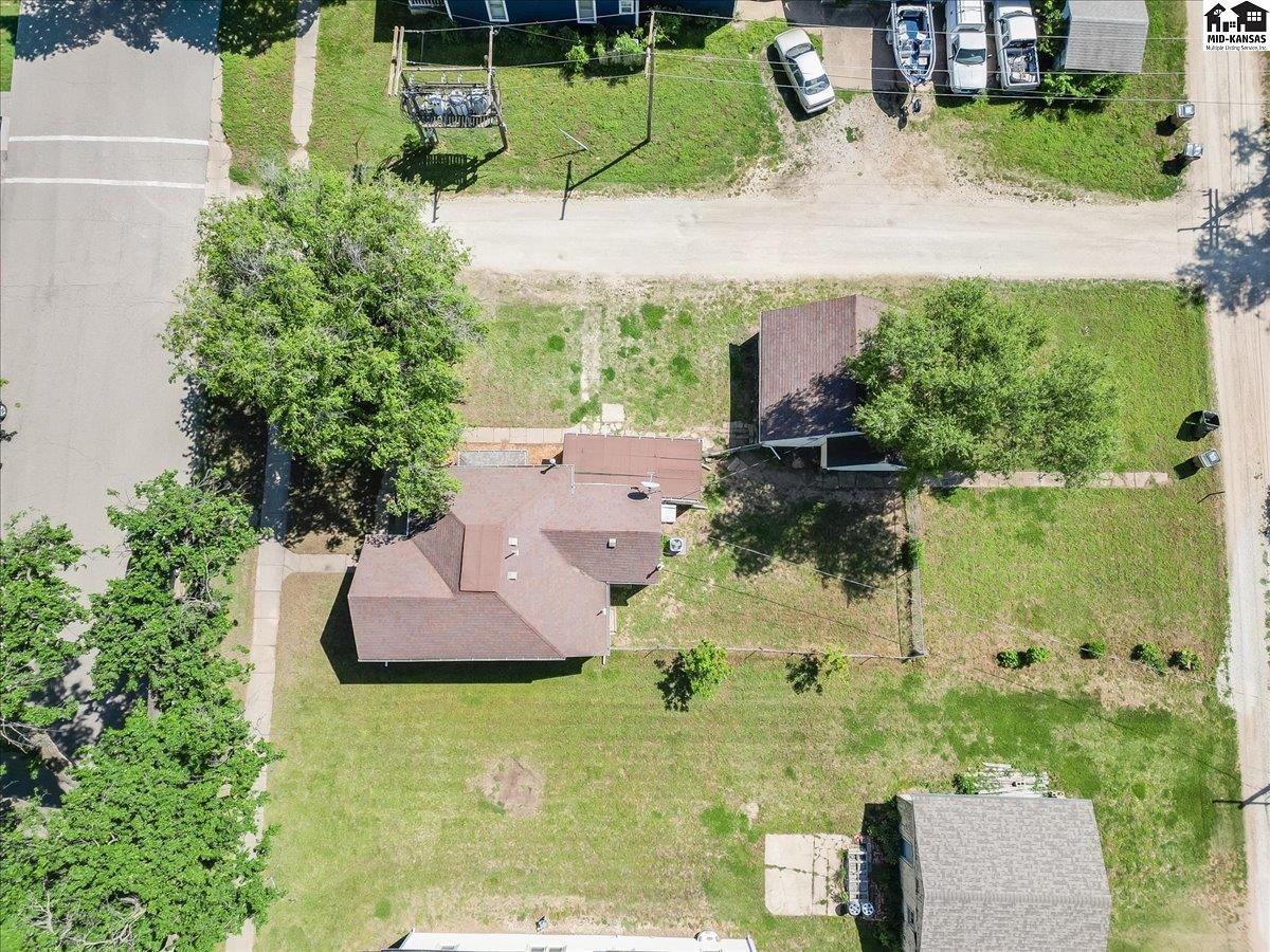 213 N Sedgwick Avenue Haven KS 67543