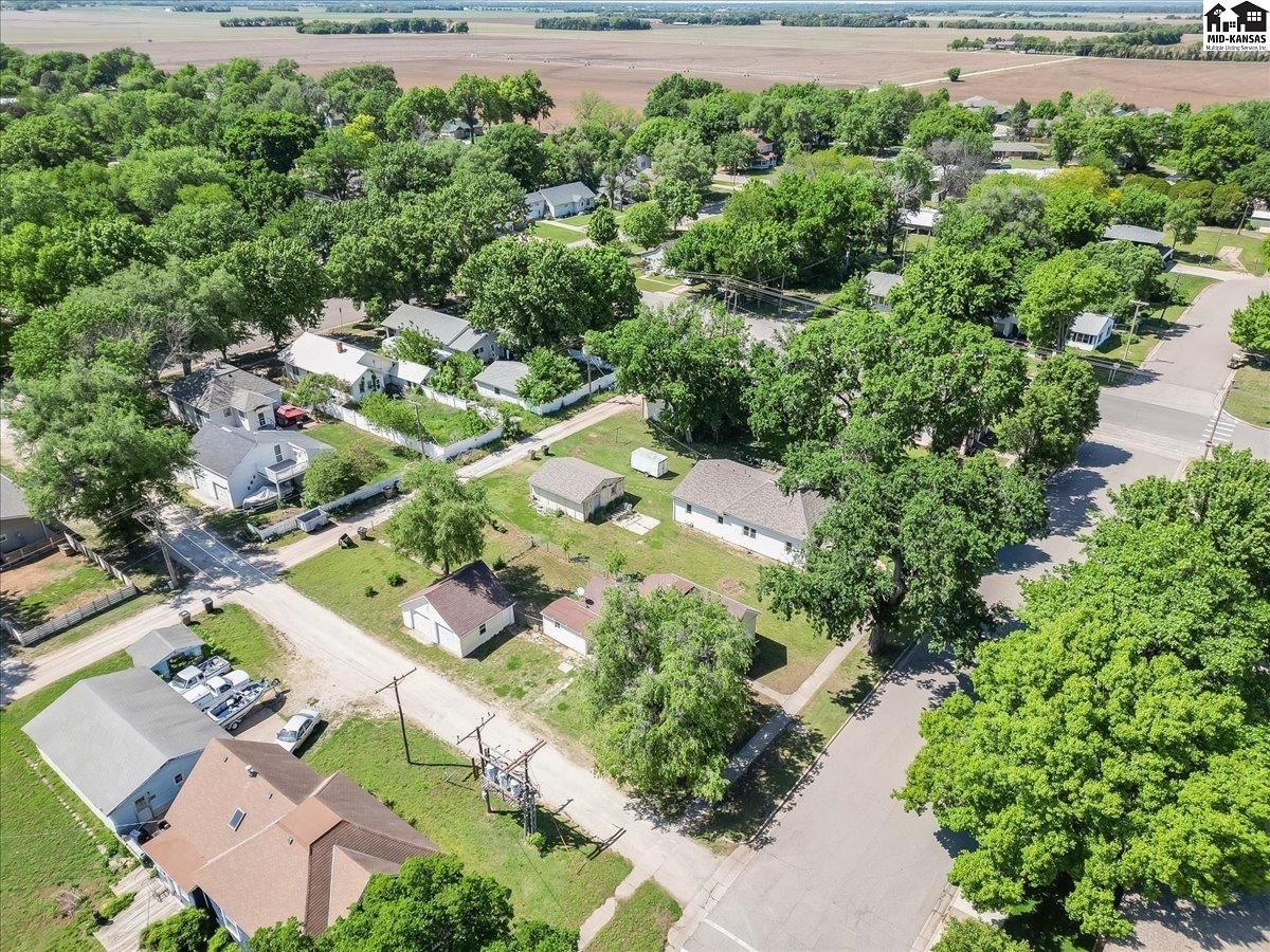 213 N Sedgwick Avenue Haven KS 67543
