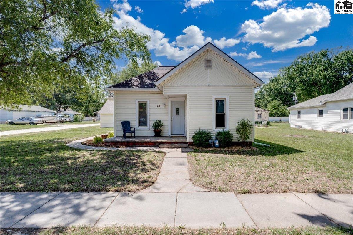 213 N Sedgwick Avenue Haven KS 67543