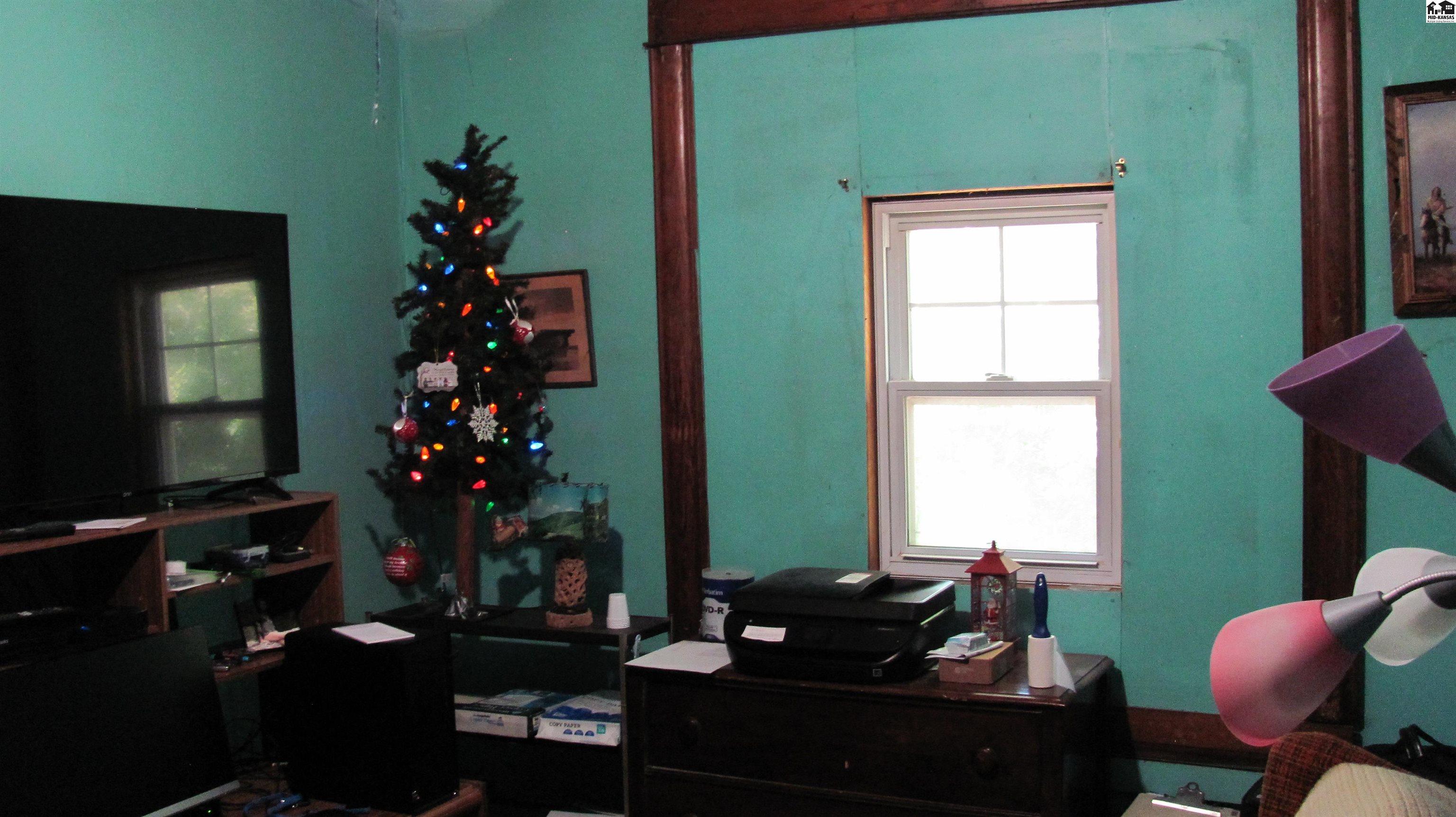 122 S Billings Marion KS 66861