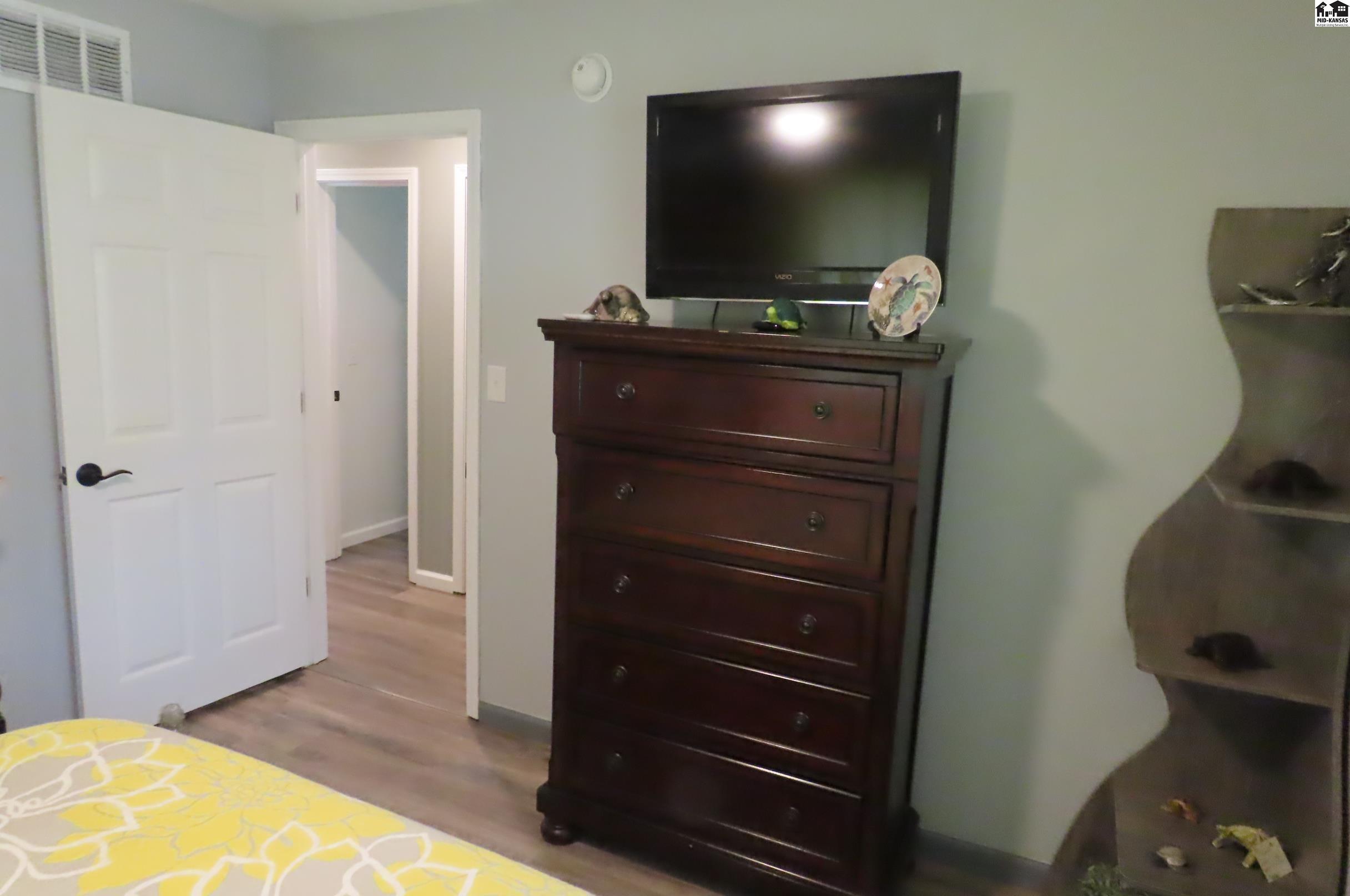 1510 Linda Lane Hutchinson KS 67502