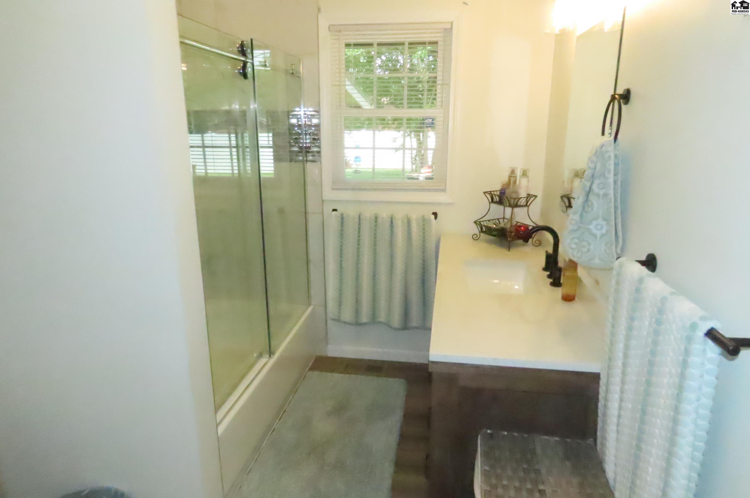 1510 Linda Lane Hutchinson KS 67502