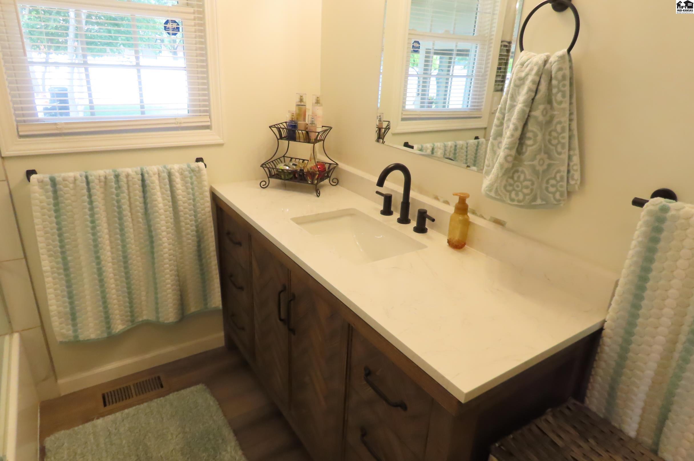 1510 Linda Lane Hutchinson KS 67502