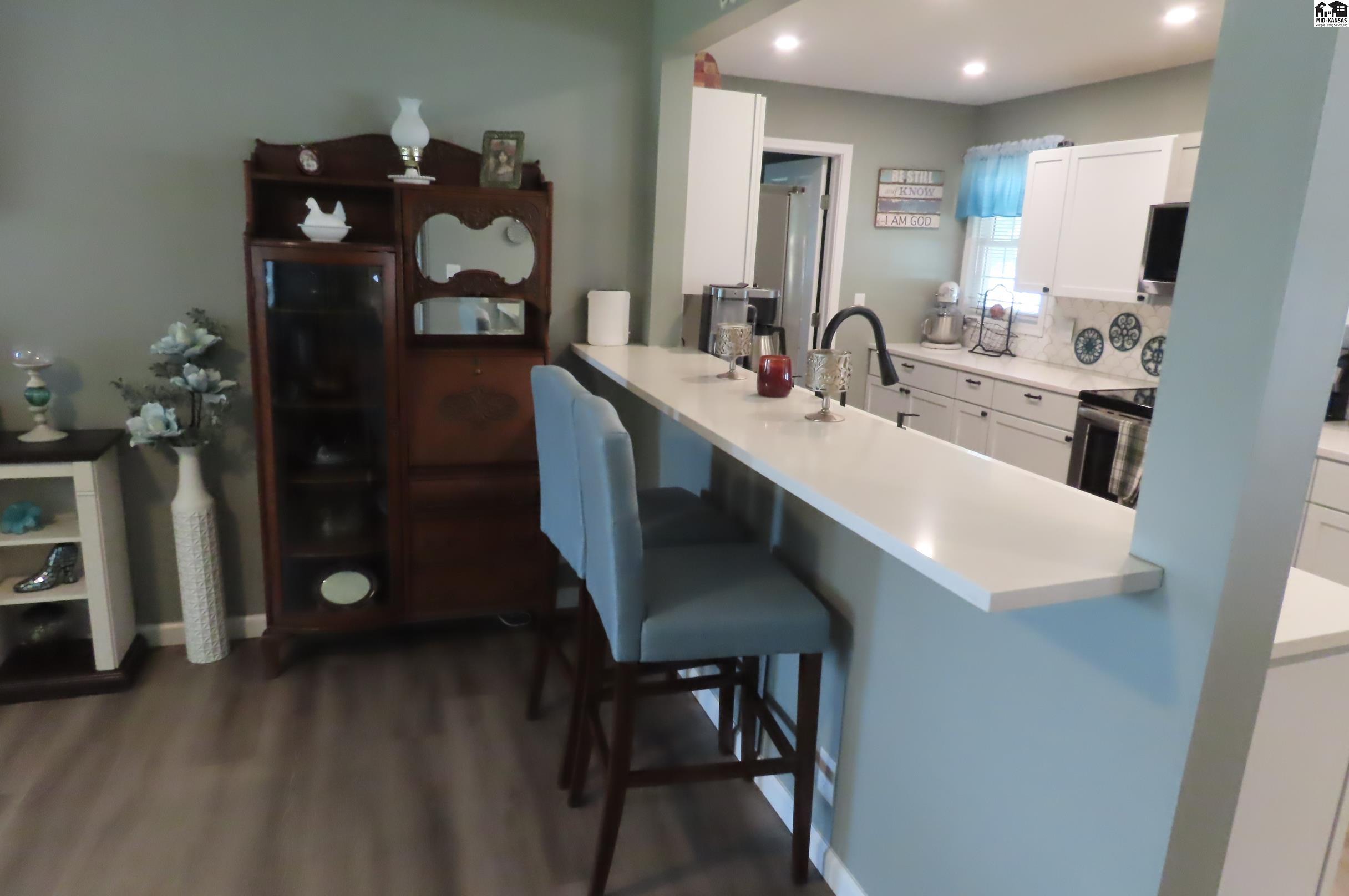 1510 Linda Lane Hutchinson KS 67502