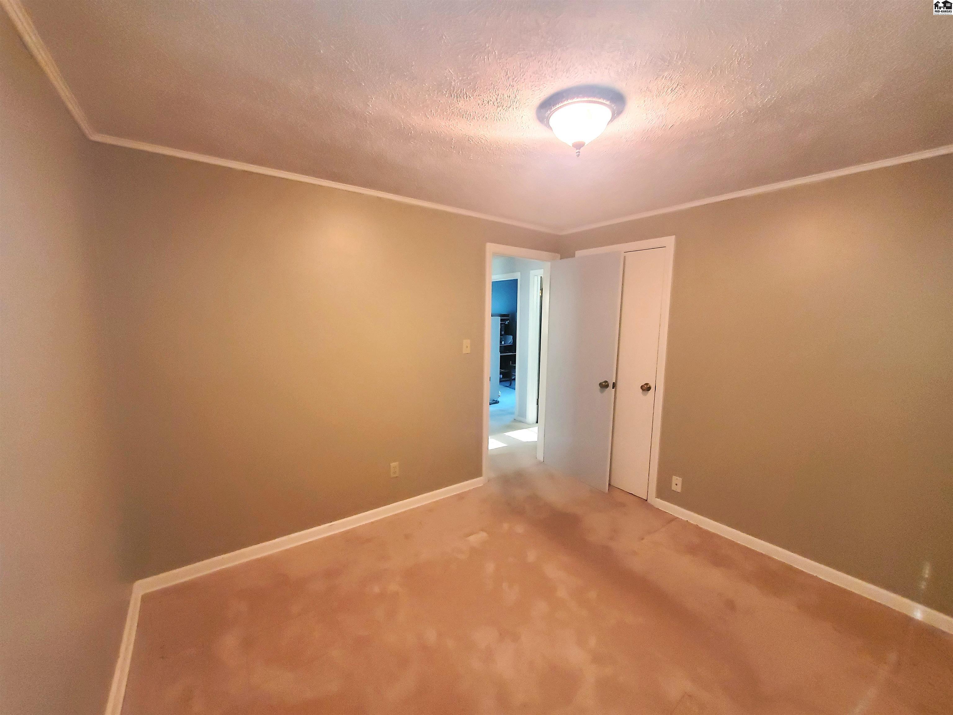 946 N Barber Street Mcpherson KS 67460