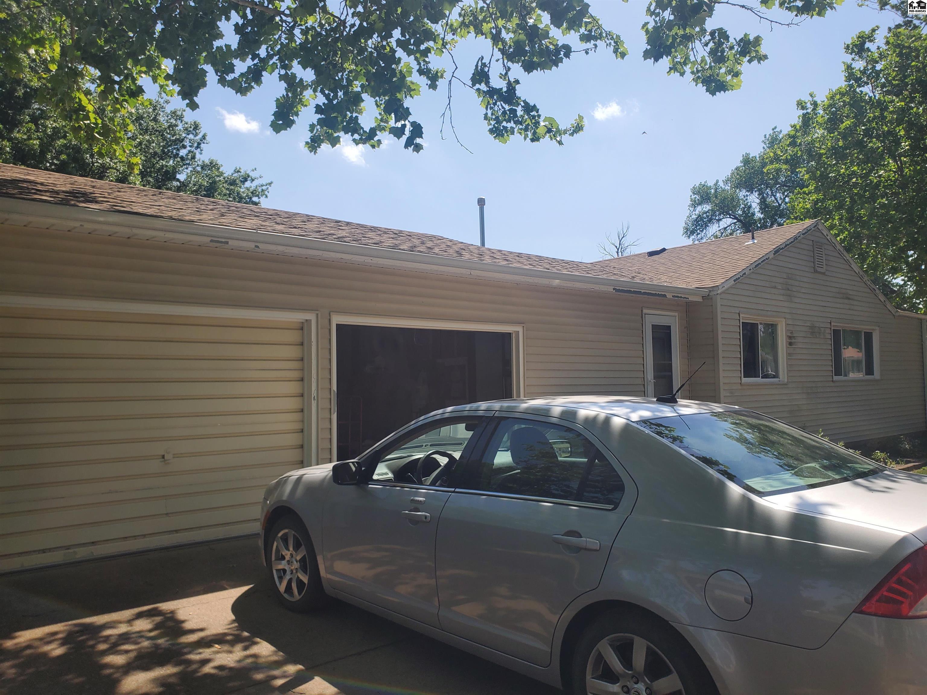 946 N Barber Street Mcpherson KS 67460