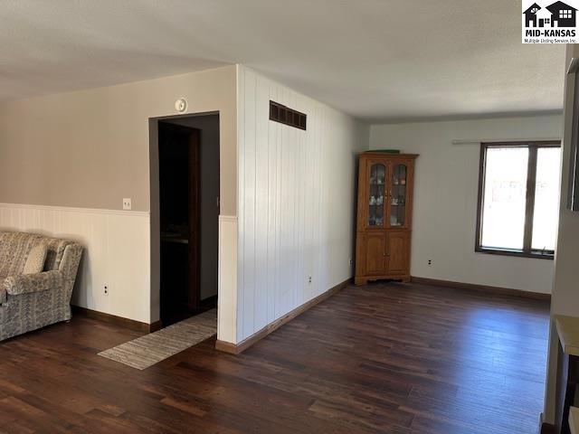 811 Foothill Drive Hutchinson KS 67502
