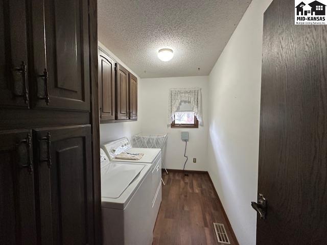 811 Foothill Drive Hutchinson KS 67502
