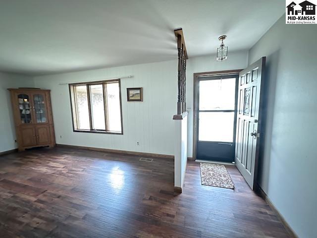 811 Foothill Drive Hutchinson KS 67502