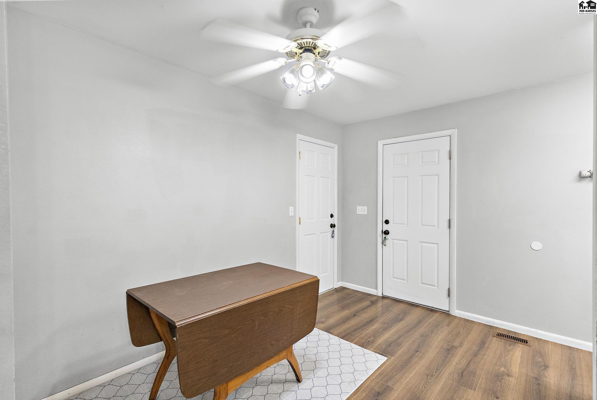 910 E 11th Avenue Hutchinson KS 67501
