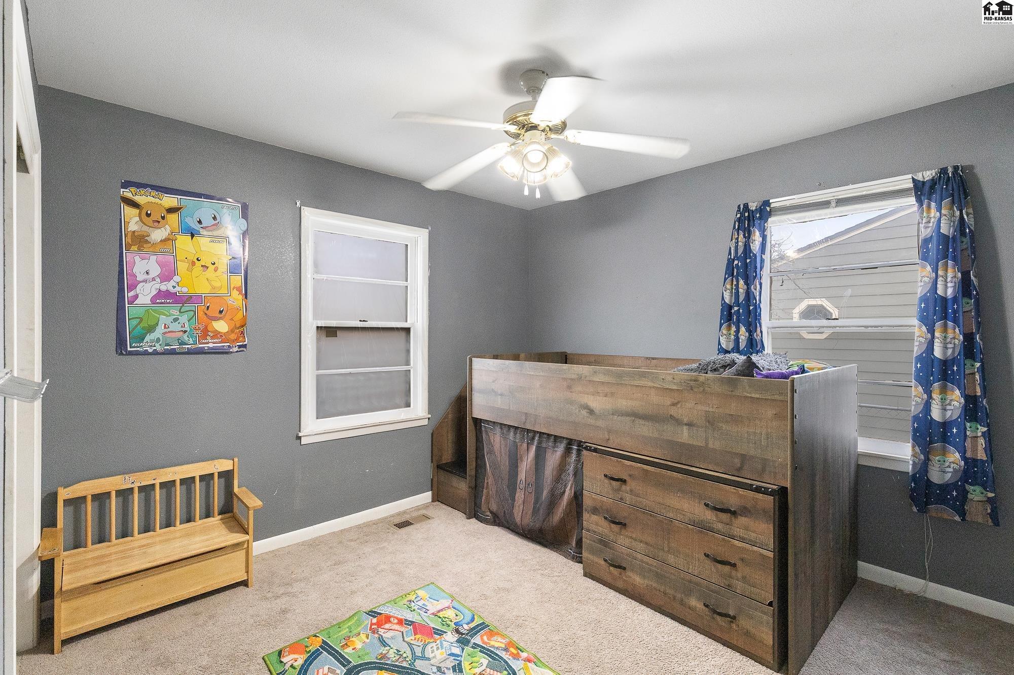 910 E 11th Avenue Hutchinson KS 67501