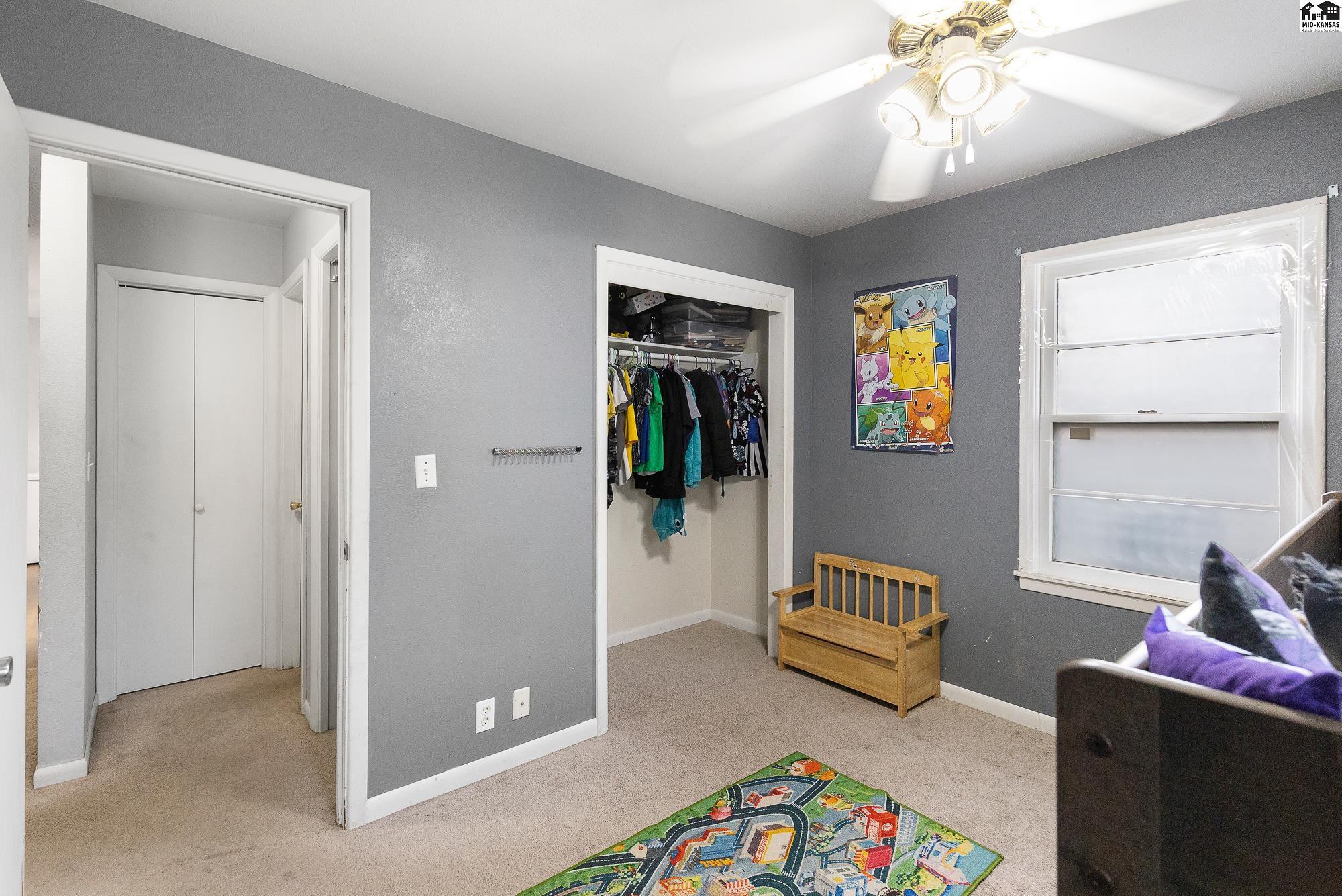 910 E 11th Avenue Hutchinson KS 67501