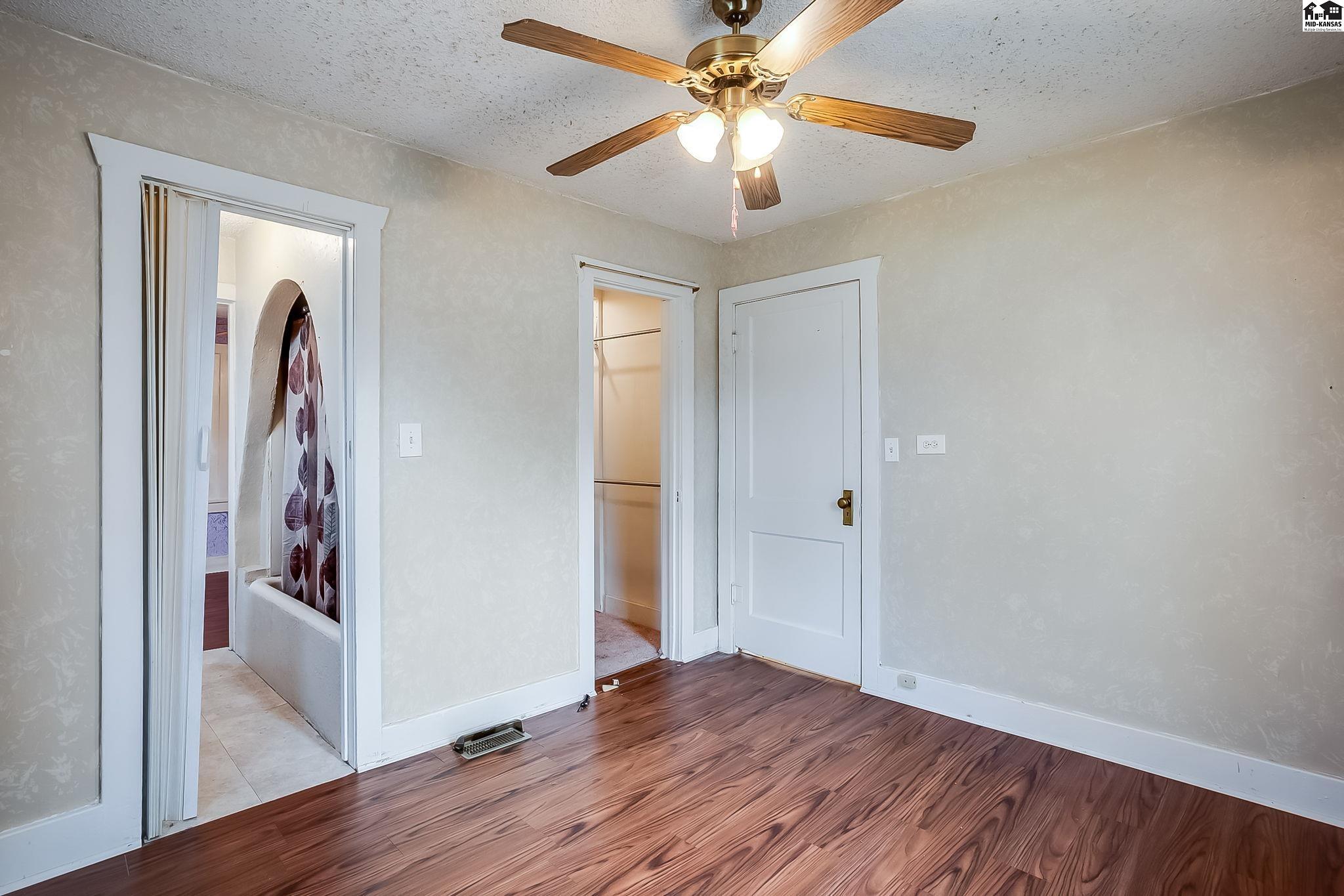 930 E 7th Avenue Hutchinson KS 67501