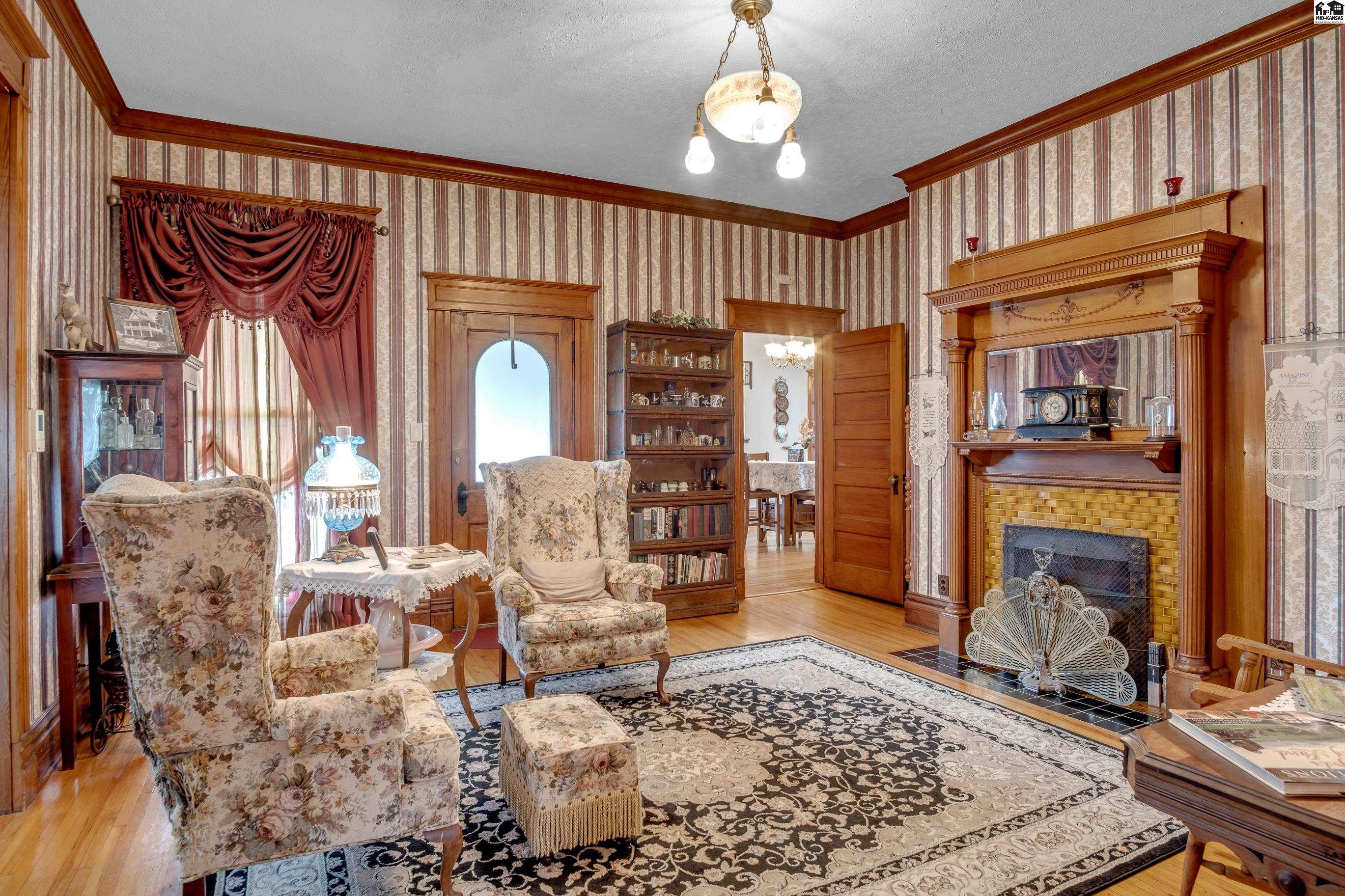 215 S Walnut Street Mcpherson KS 67460