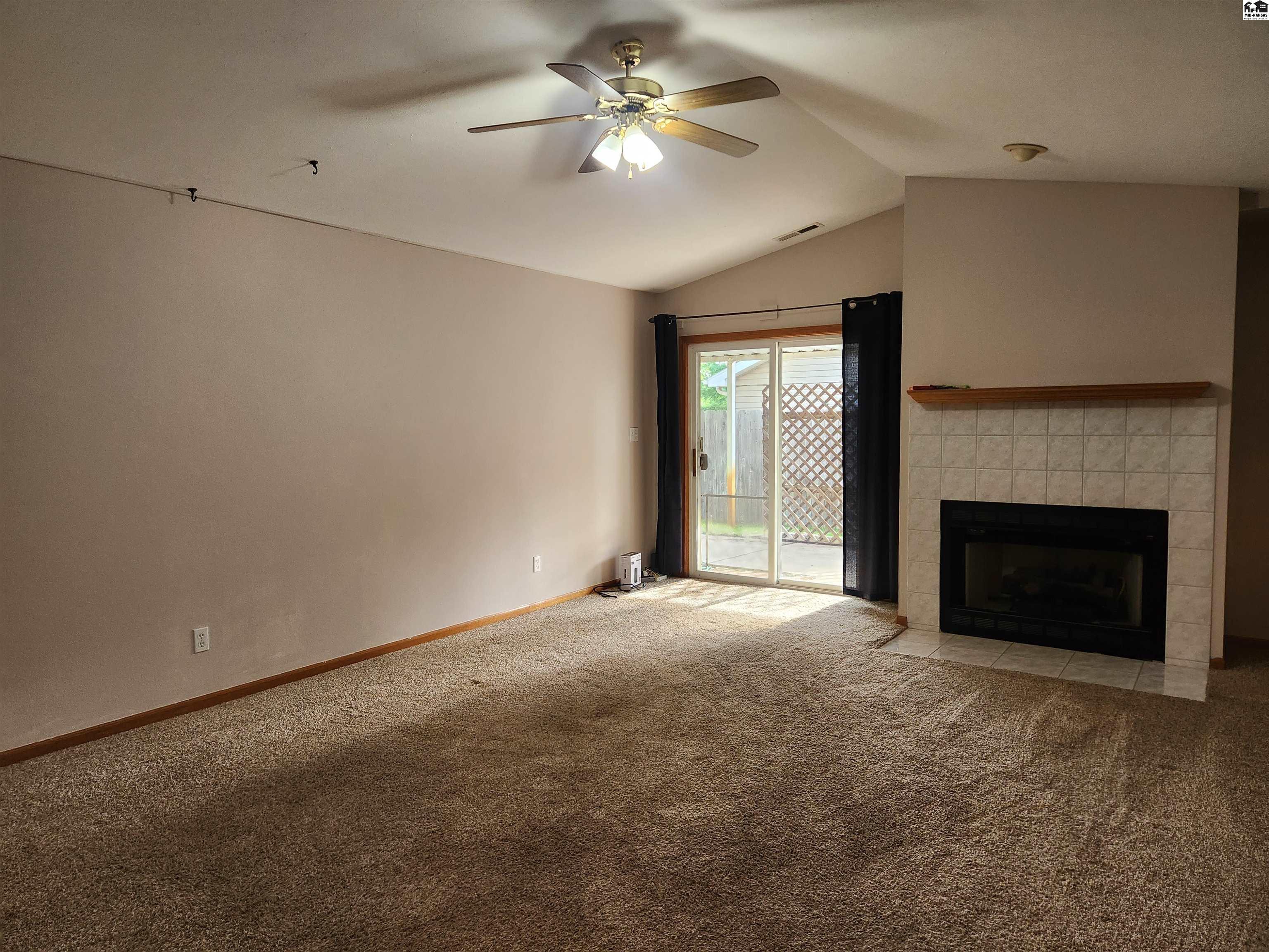 1913 E 33rd Avenue Hutchinson KS 67502