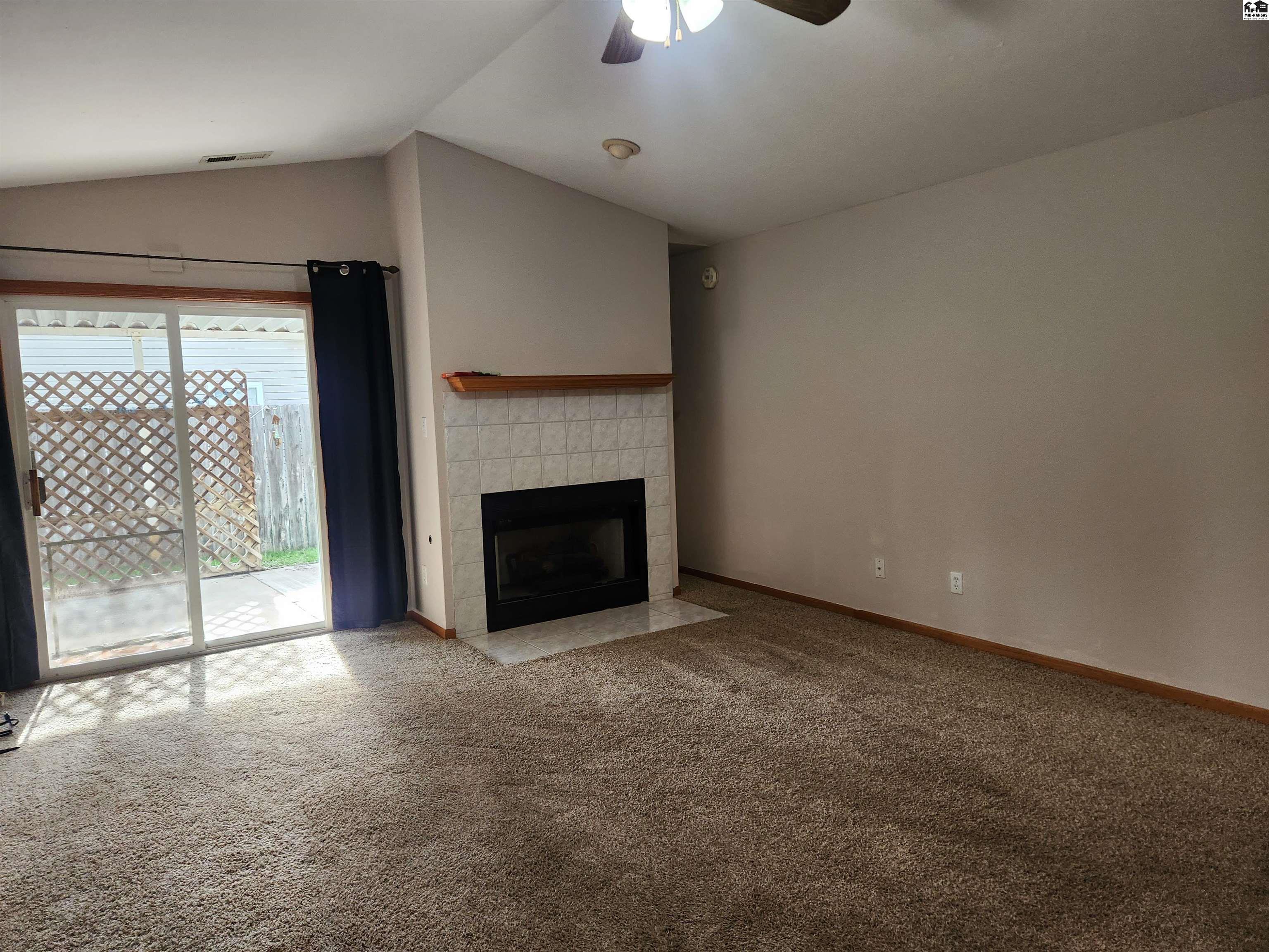 1913 E 33rd Avenue Hutchinson KS 67502