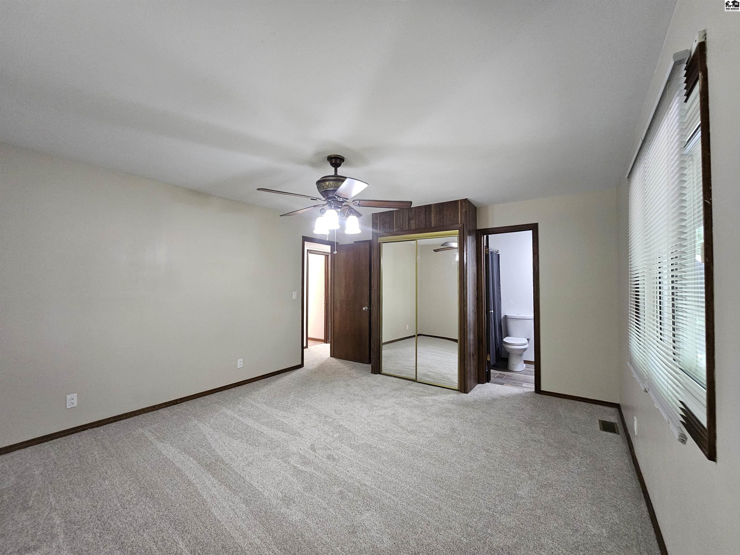 7402 N Lake Road Hutchinson KS 67502