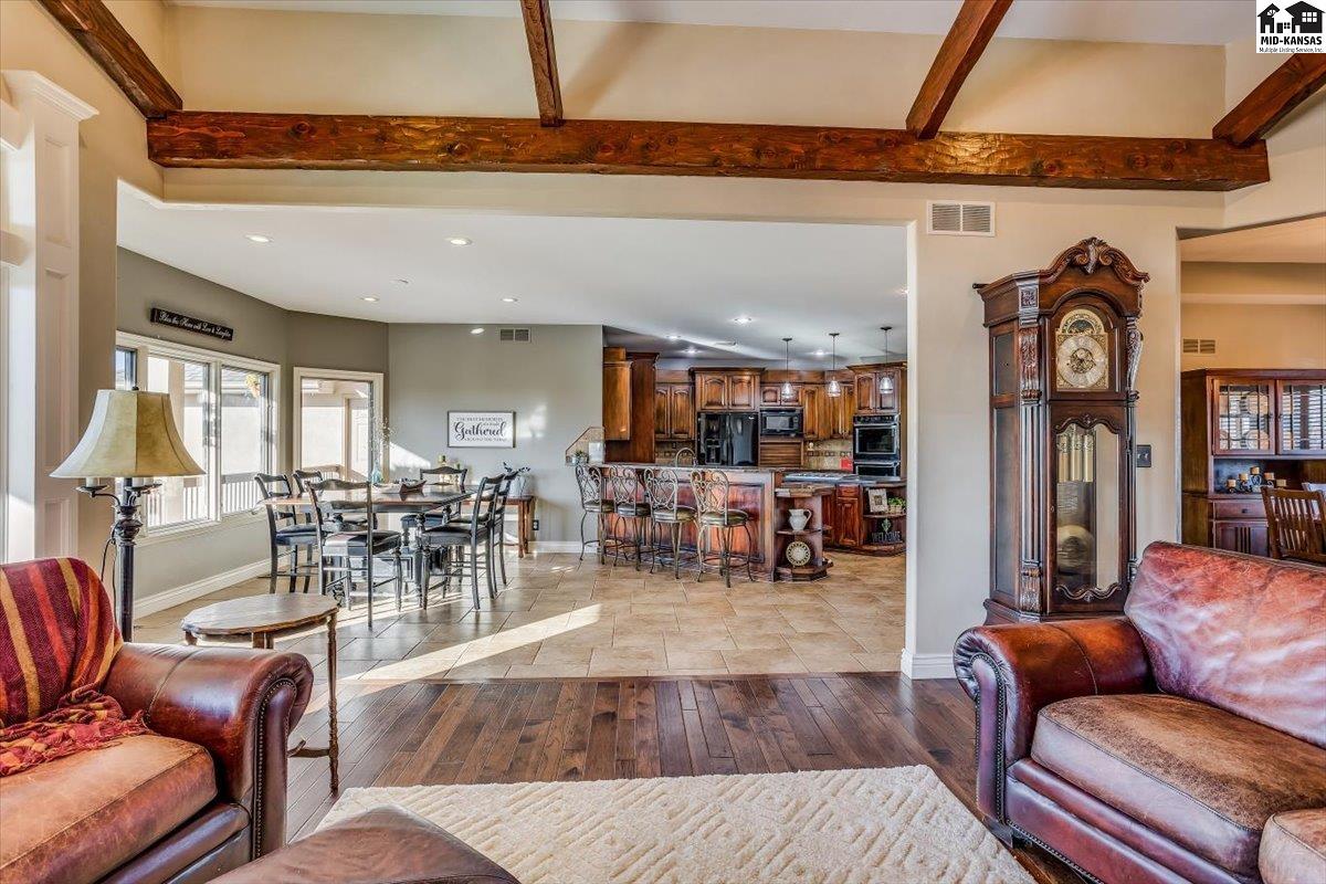 4805 E 28th Avenue Hutchinson KS 67502