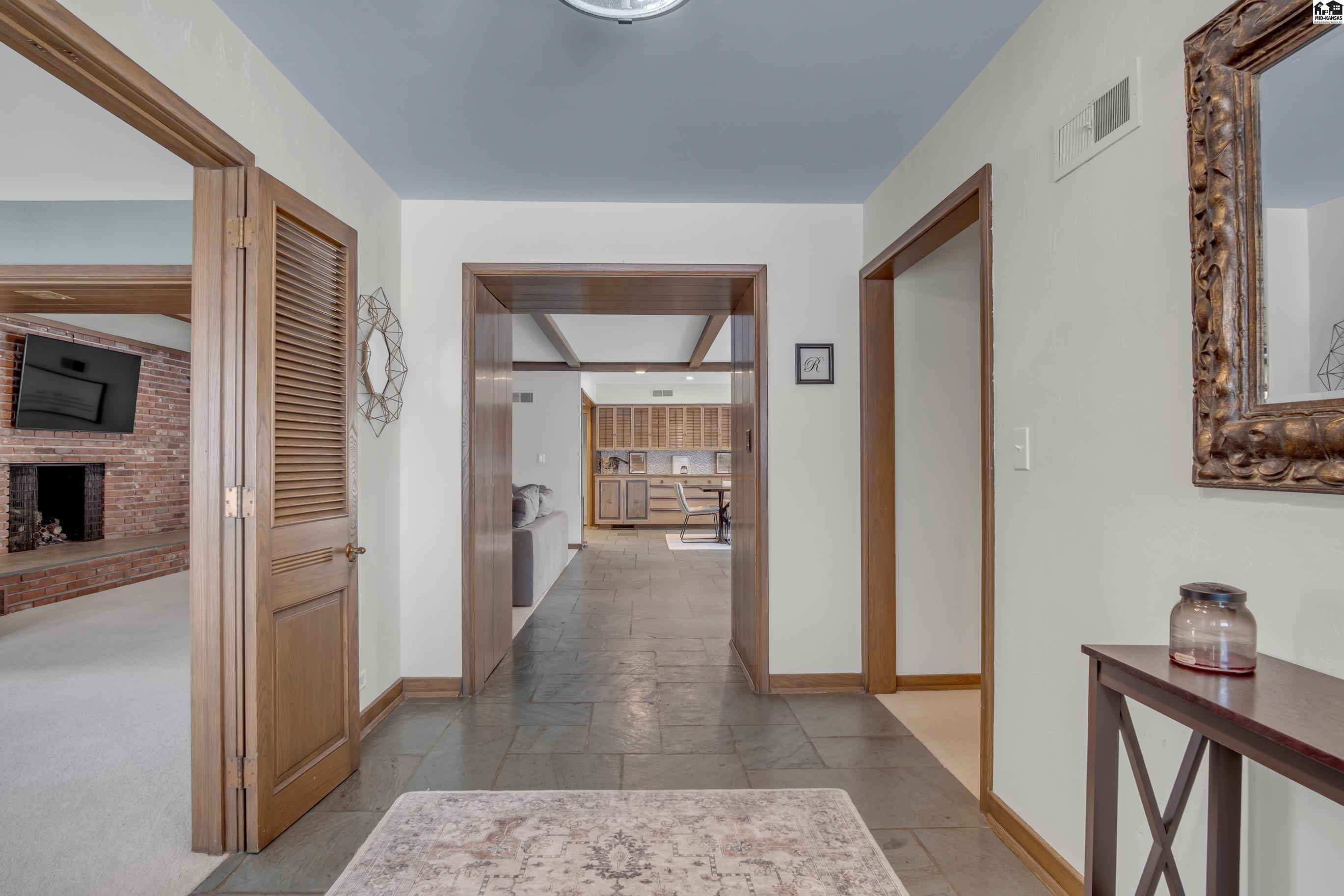 200 Countryside Drive Hutchinson KS 67502