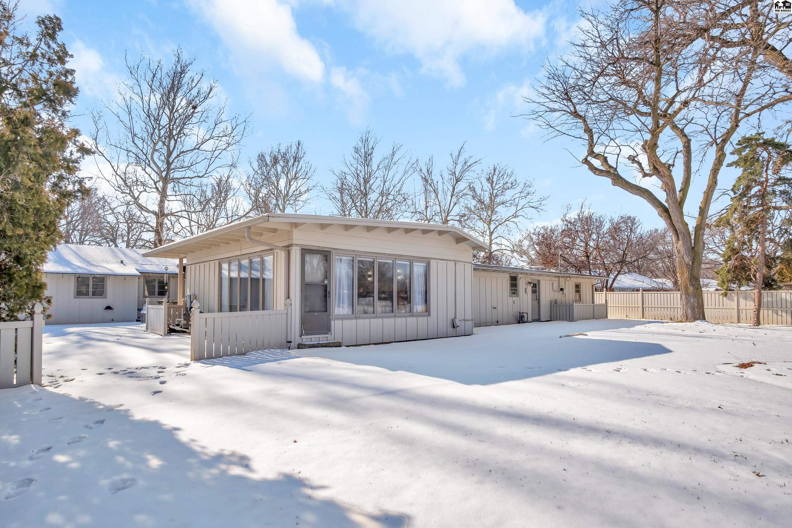 200 Countryside Drive Hutchinson KS 67502
