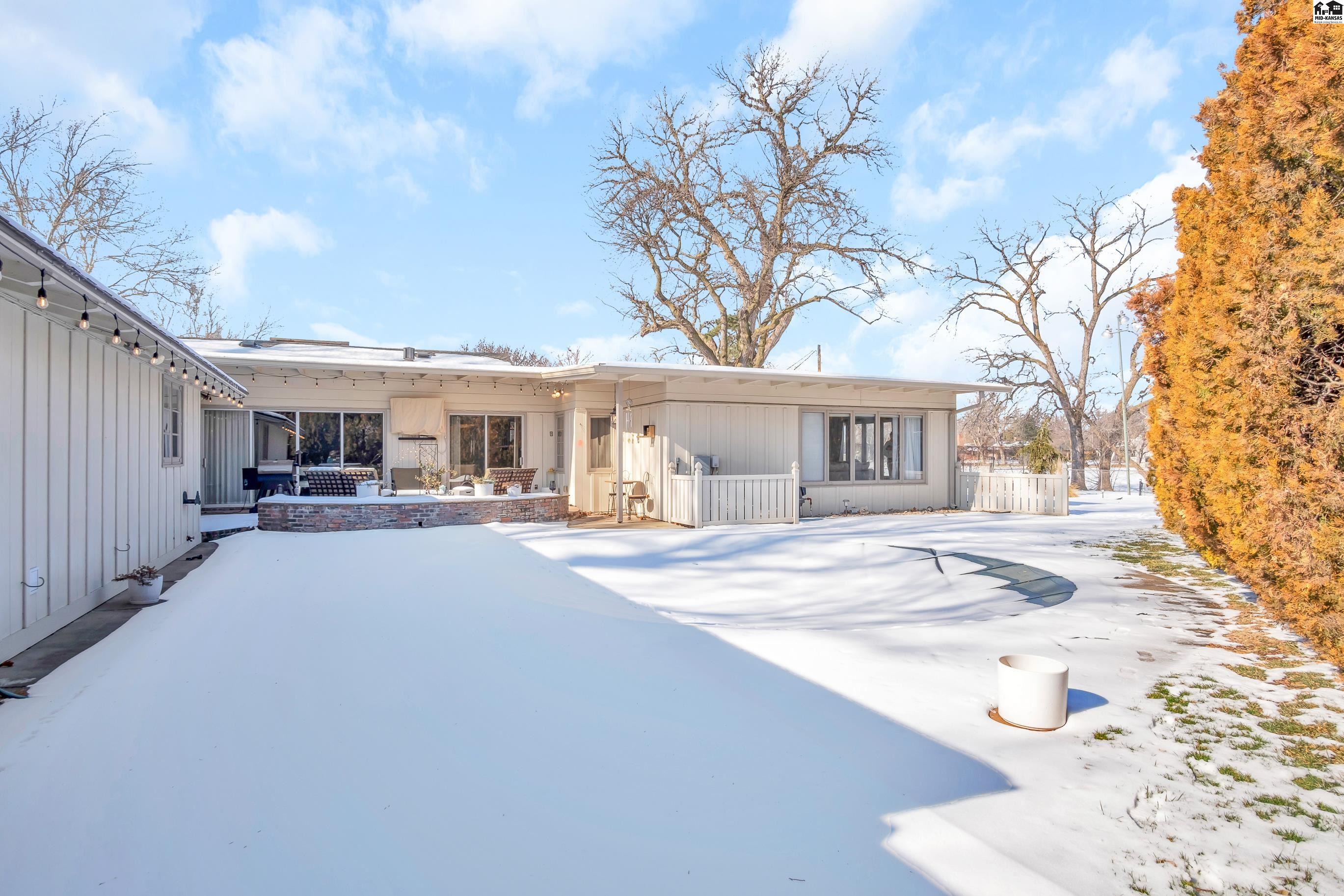 200 Countryside Drive Hutchinson KS 67502