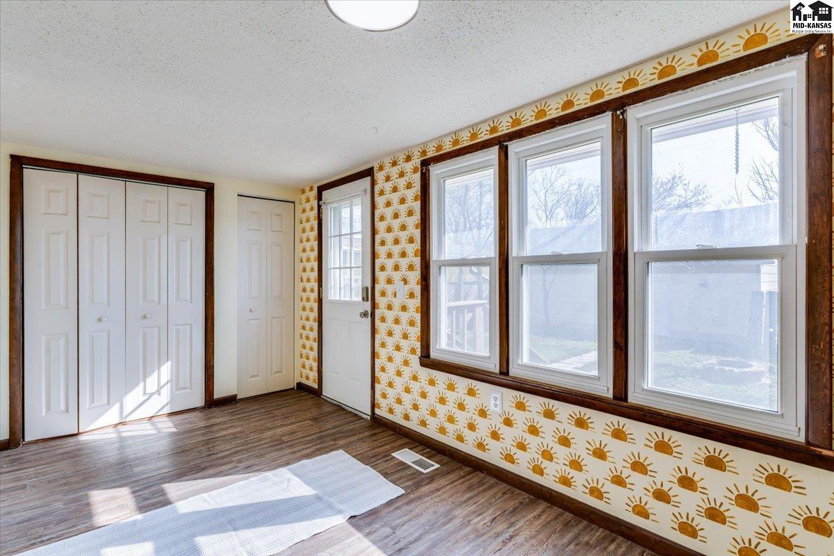 904 N Plum Street Hutchinson KS 67501