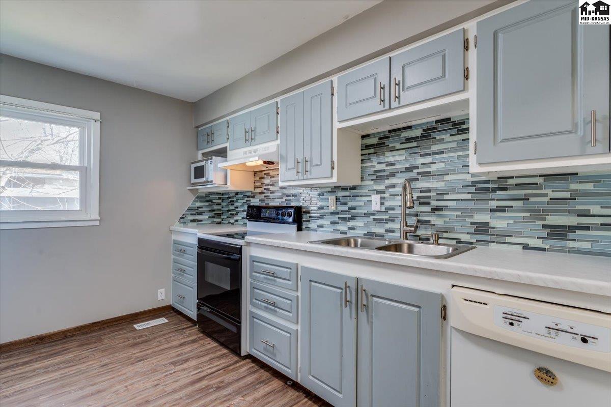 904 N Plum Street Hutchinson KS 67501