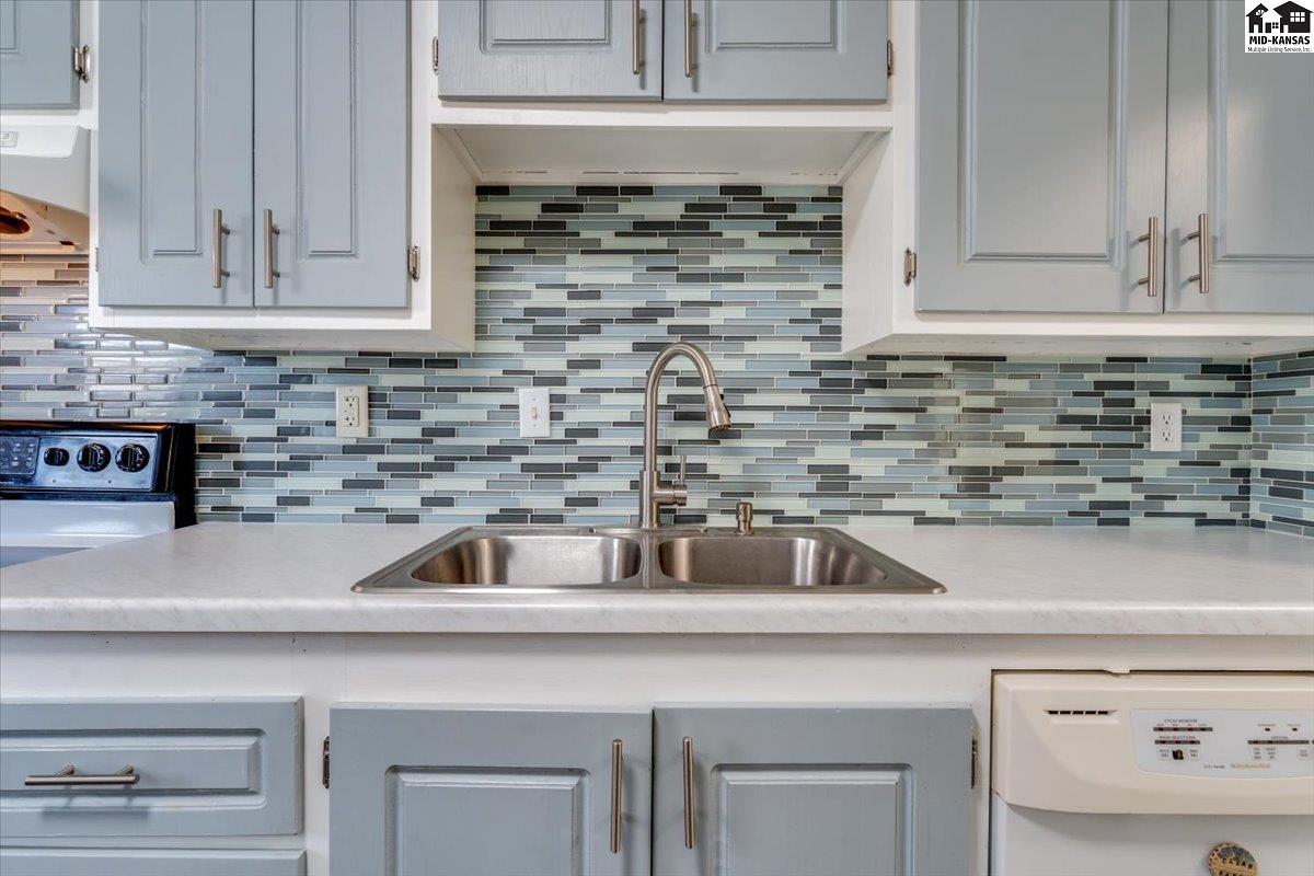 904 N Plum Street Hutchinson KS 67501
