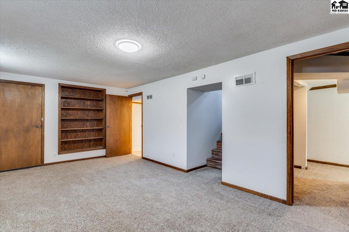 904 N Plum Street Hutchinson KS 67501