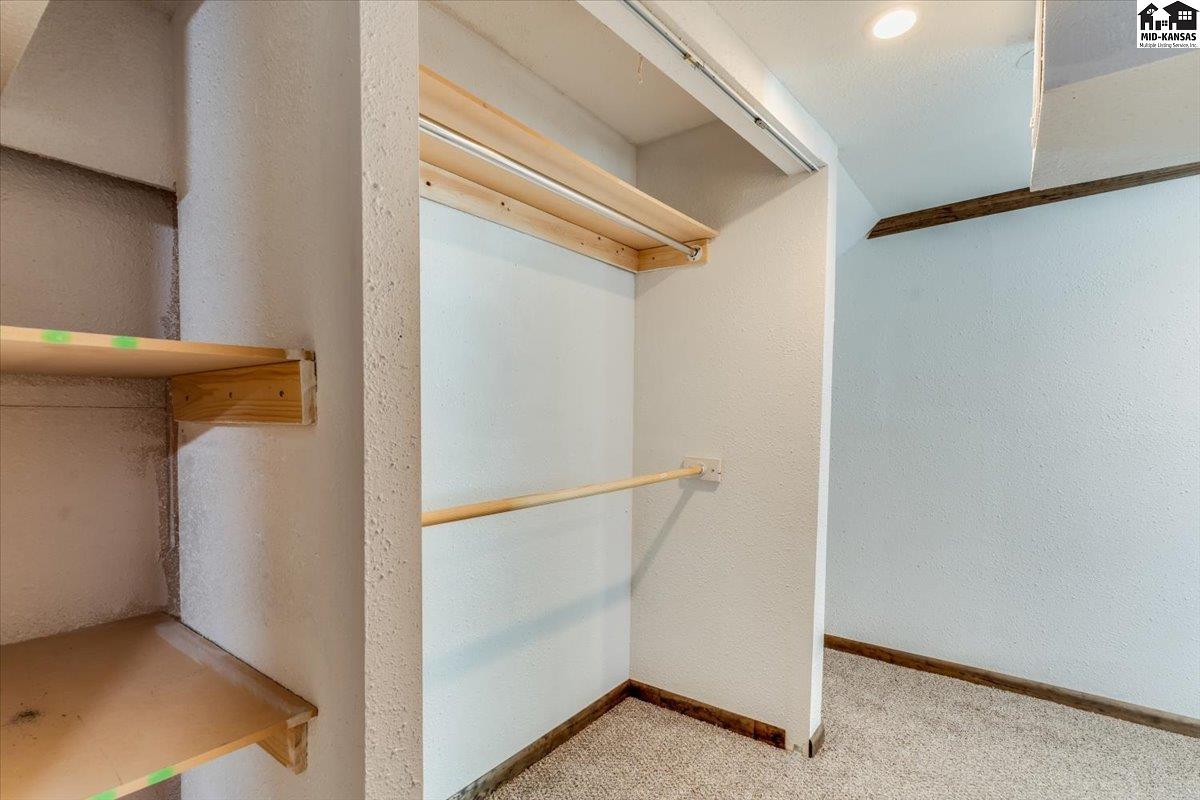 904 N Plum Street Hutchinson KS 67501