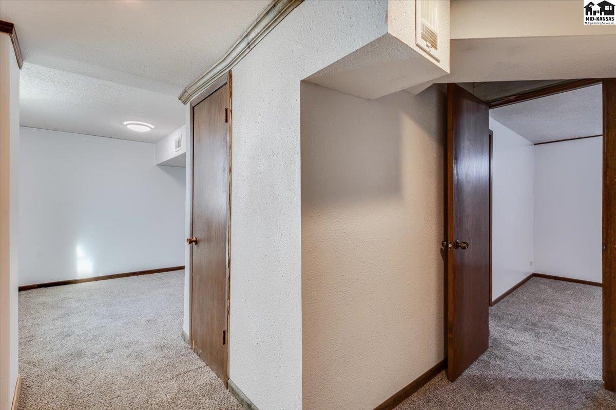 904 N Plum Street Hutchinson KS 67501