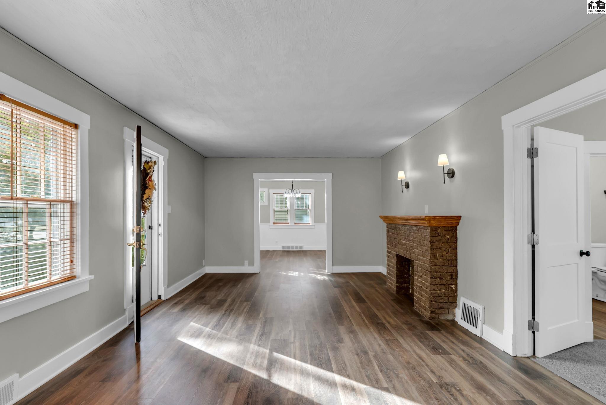 202 E 19th Avenue Hutchinson KS 67502