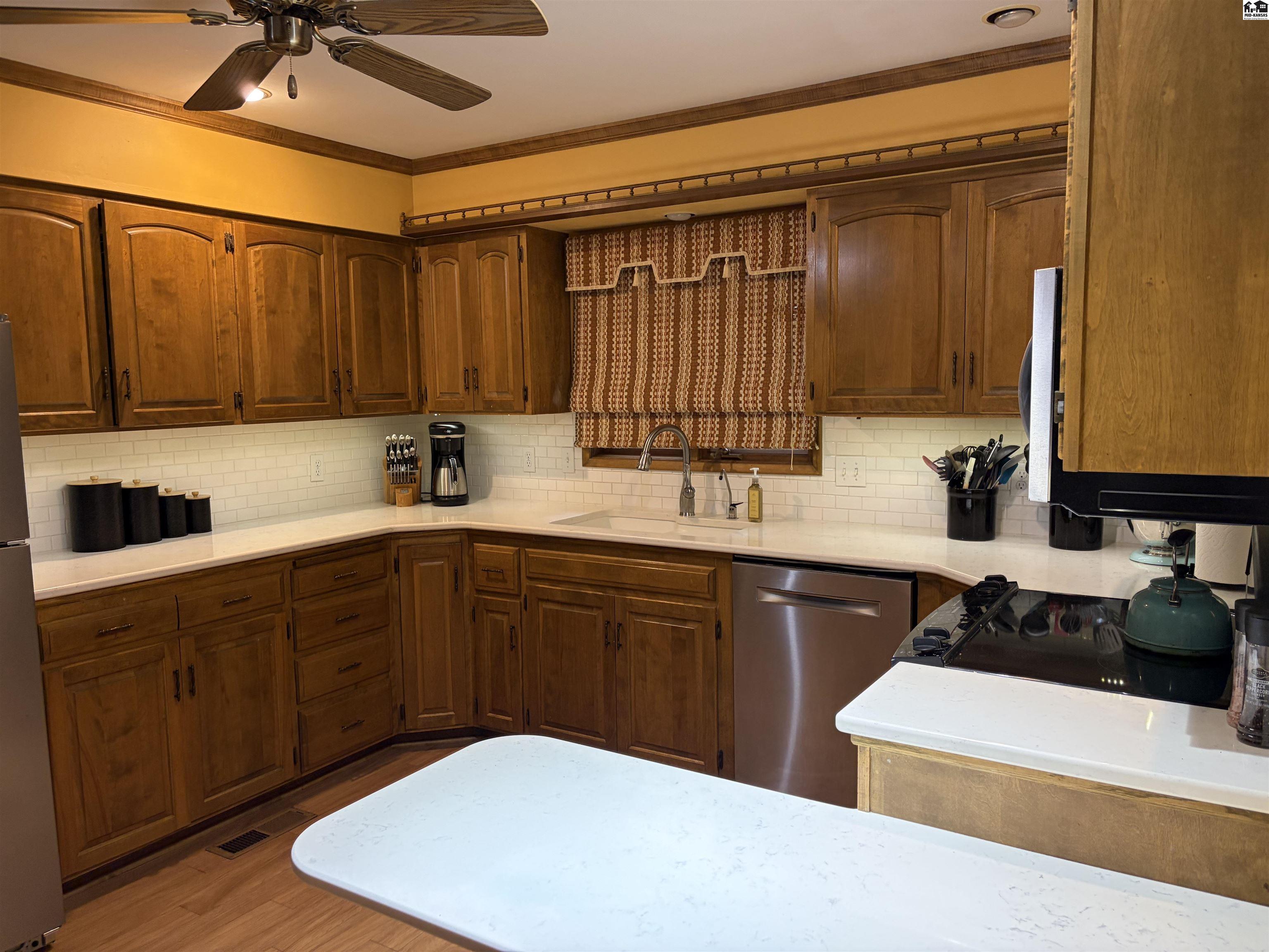 802 Bannock Burn Road Hutchinson KS 67502