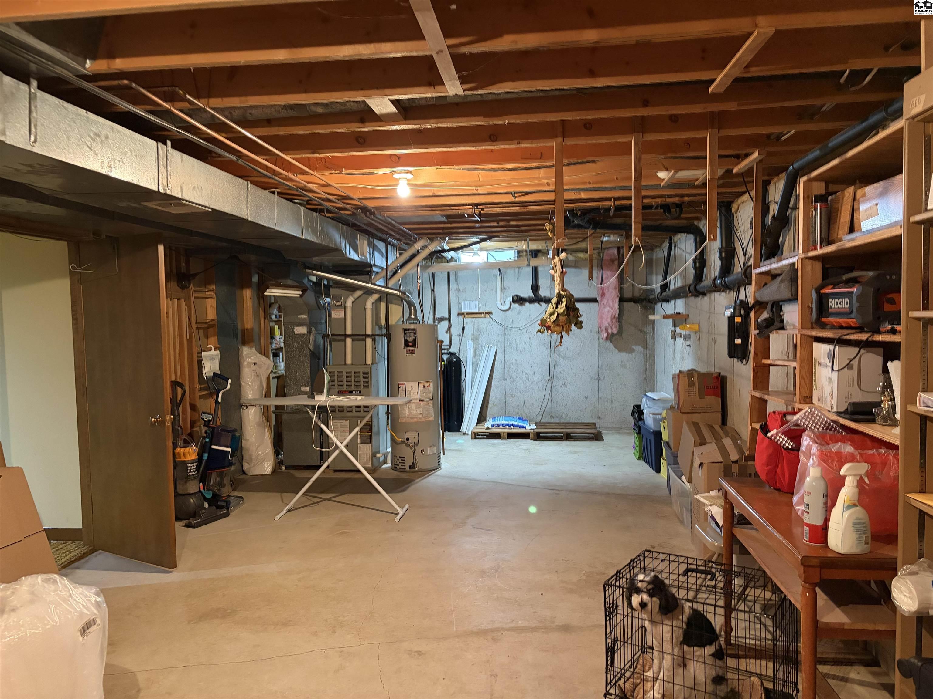 802 Bannock Burn Road Hutchinson KS 67502