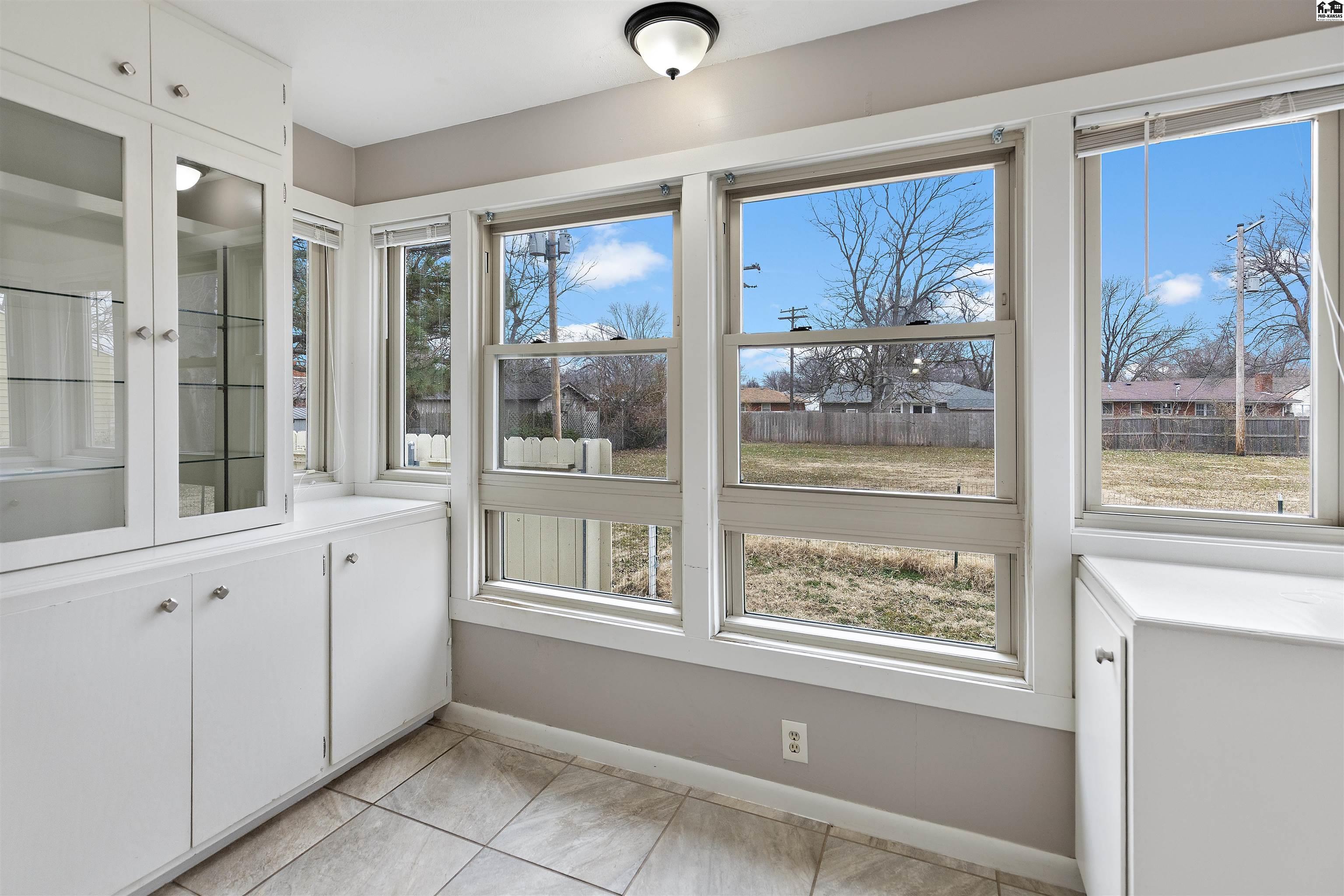 305 W 30th Avenue Hutchinson KS 67502