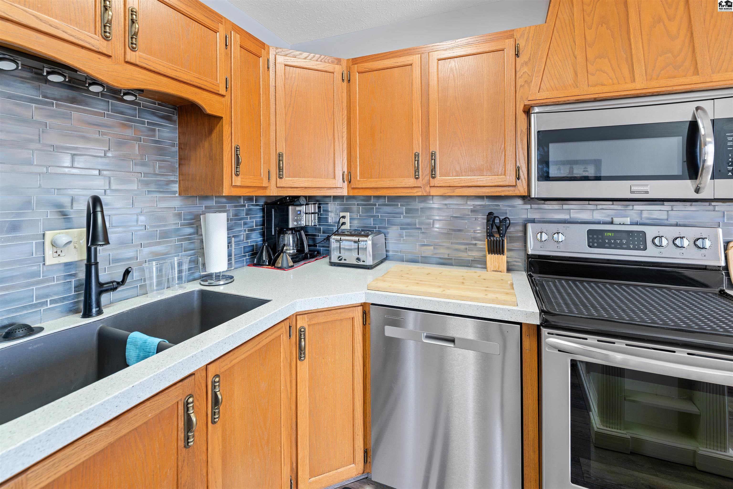 4 Utley Boulevard Marquette KS 67464