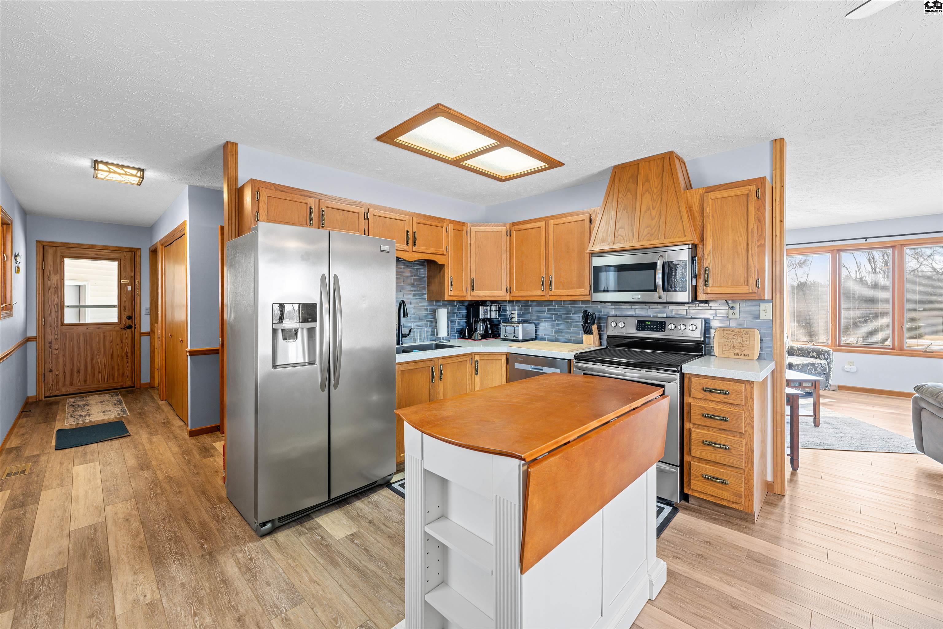 4 Utley Boulevard Marquette KS 67464