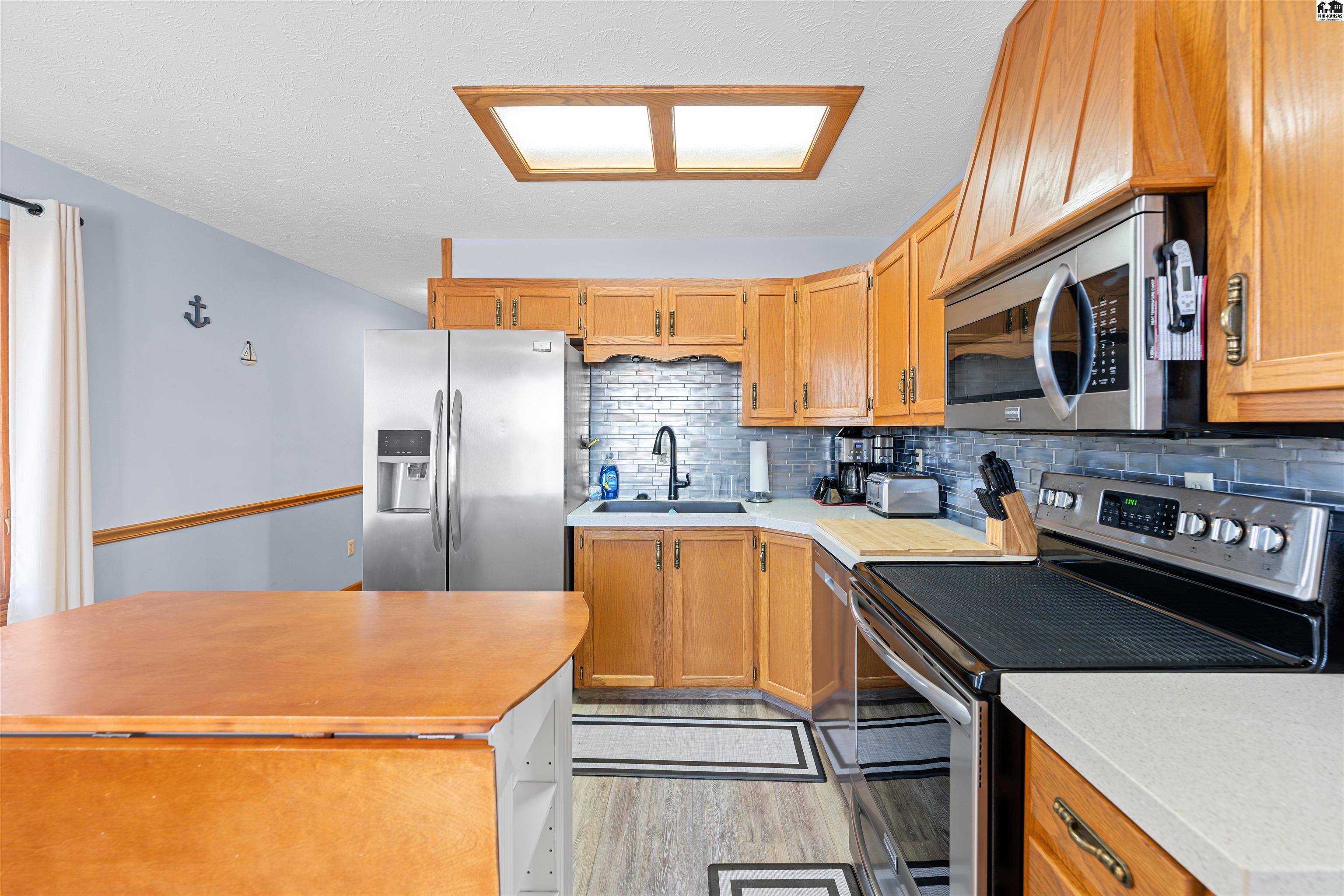 4 Utley Boulevard Marquette KS 67464