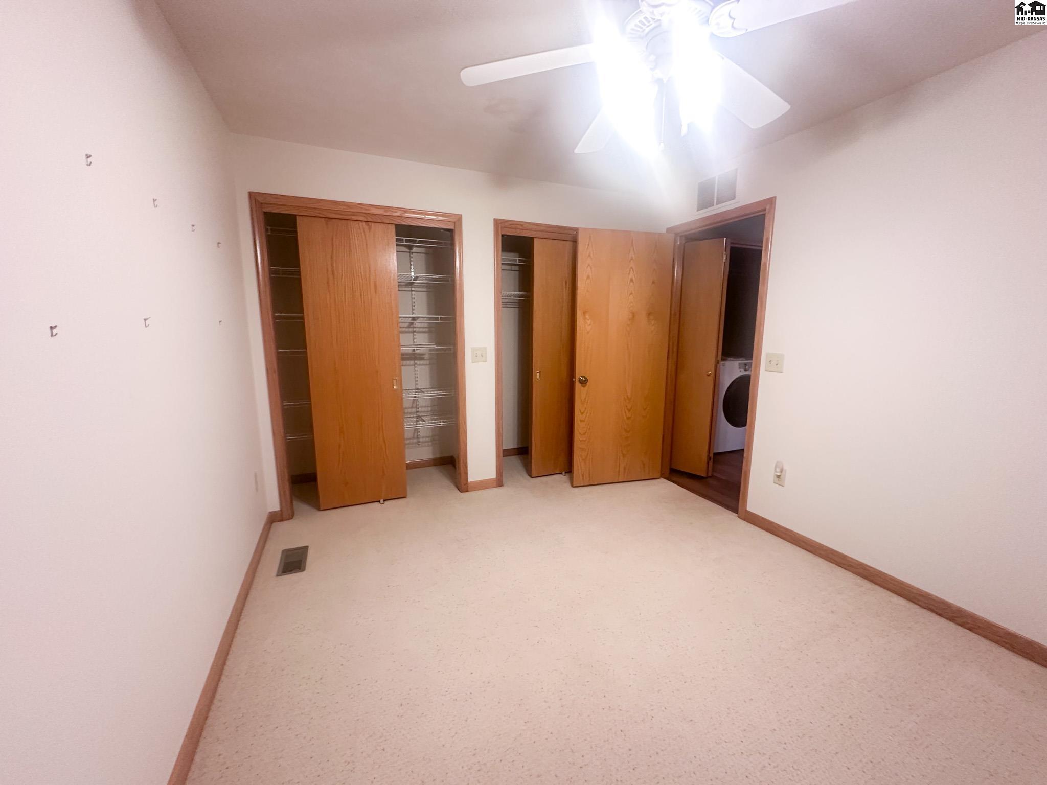 1114 W Hoover Road Kingman KS 67068