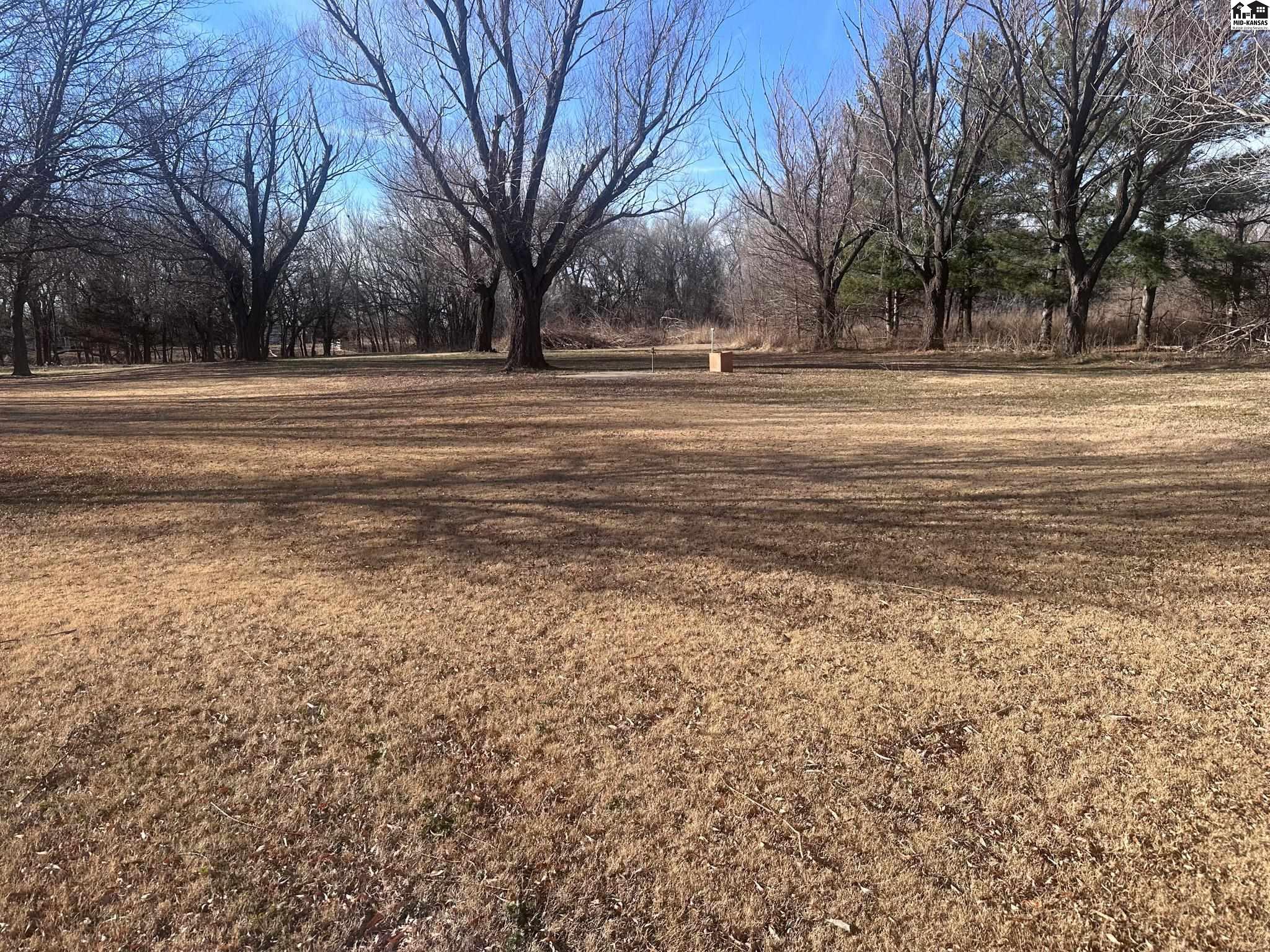 1114 W Hoover Road Kingman KS 67068