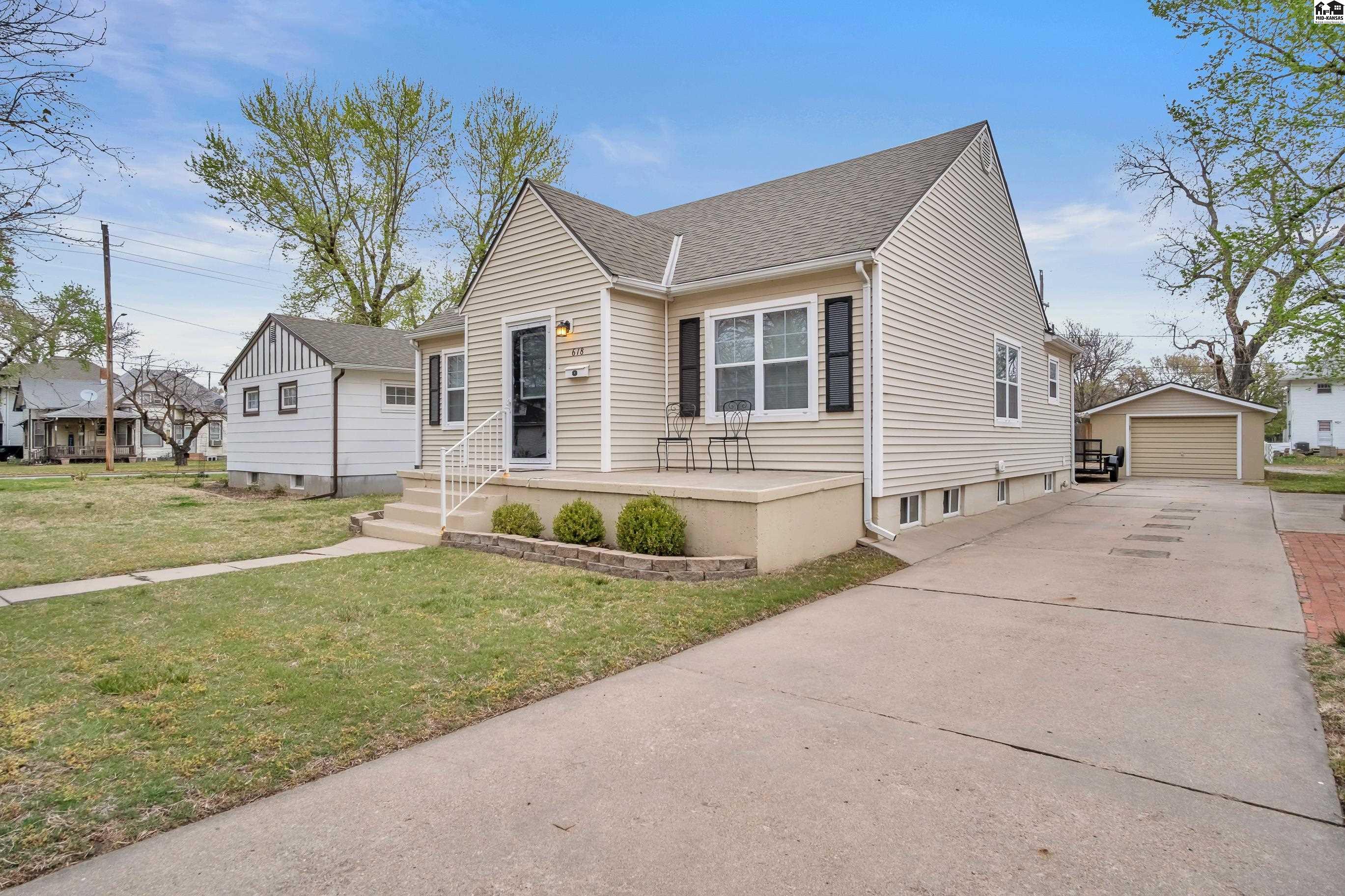 618 N Ash Street Mcpherson KS 67460