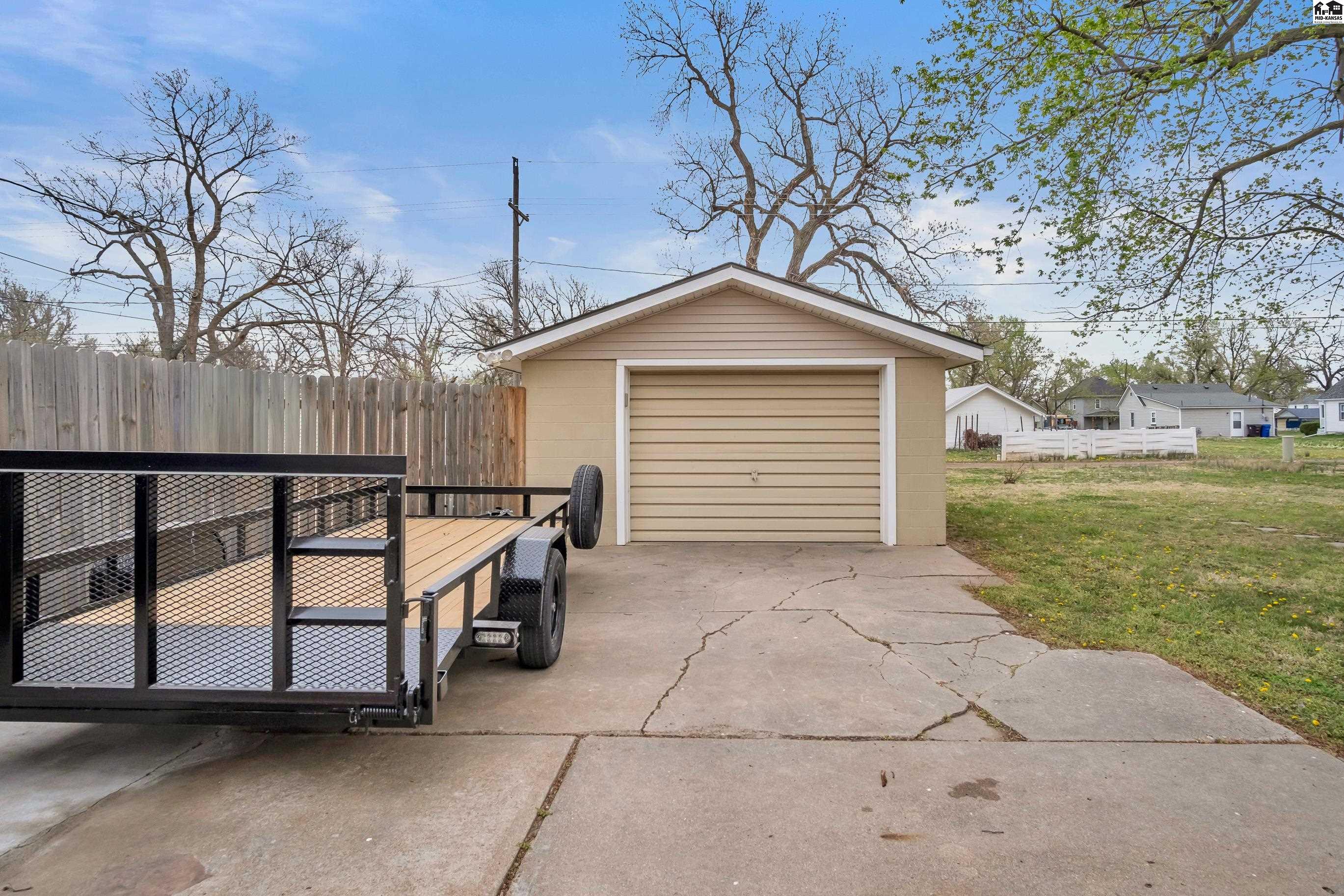 618 N Ash Street Mcpherson KS 67460
