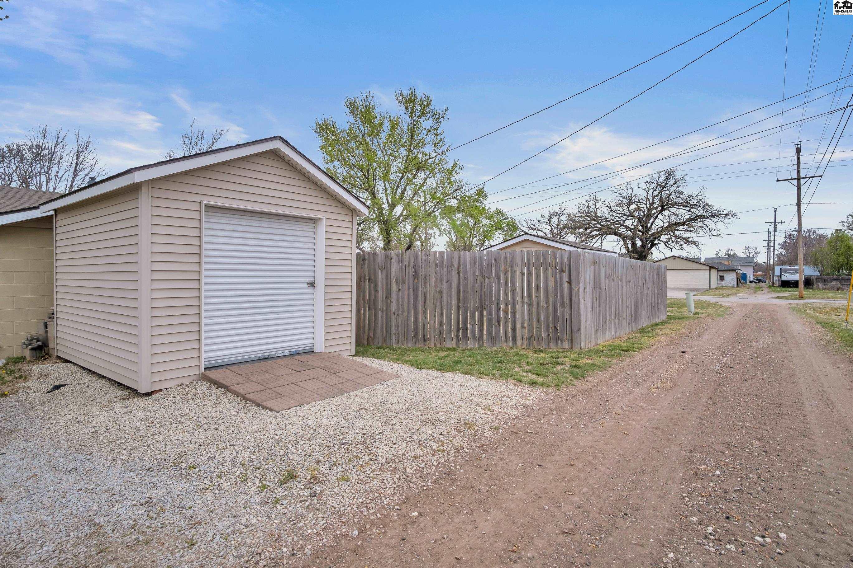 618 N Ash Street Mcpherson KS 67460