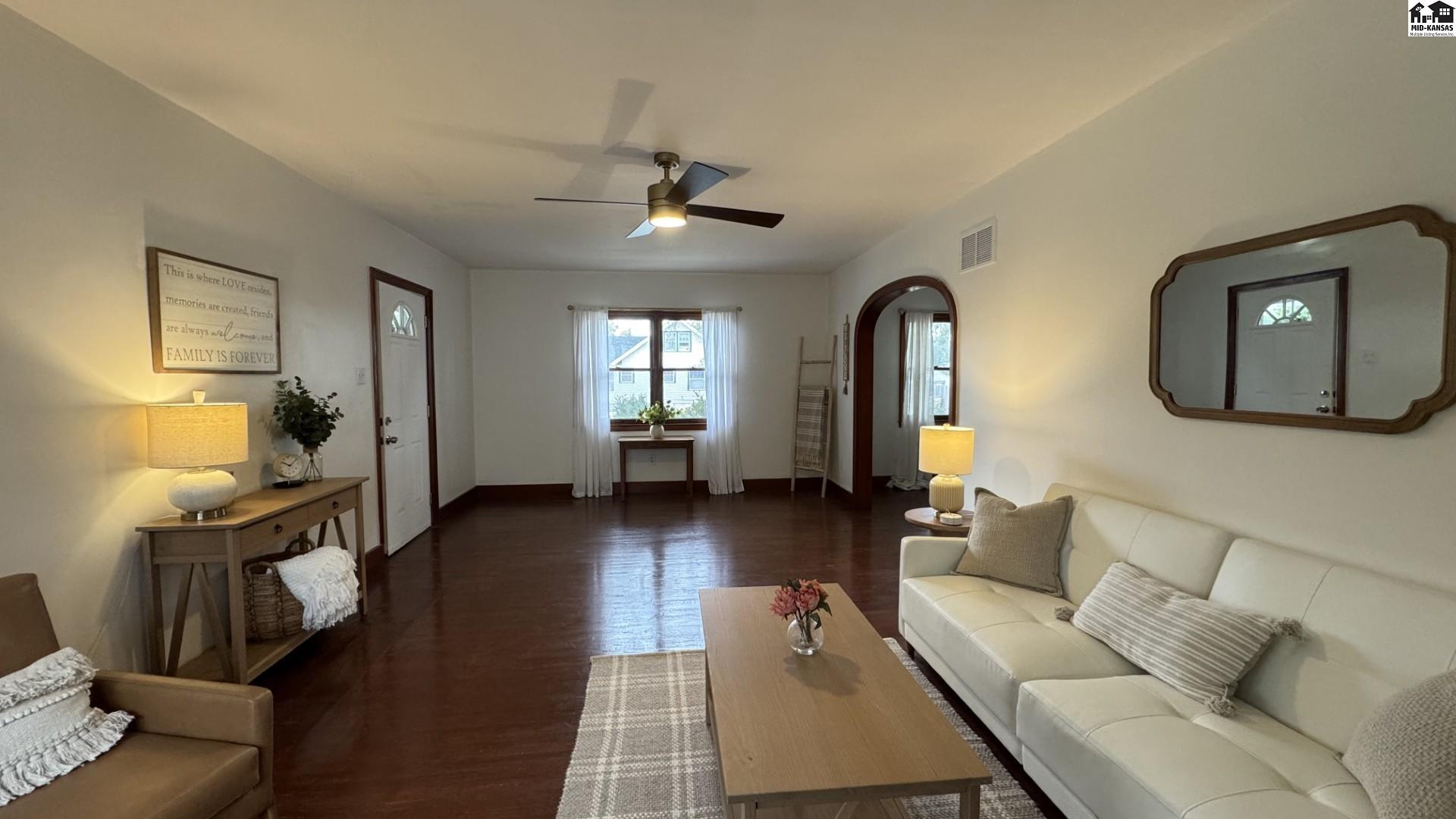 1201 N. Monroe Hutchinson KS 67501