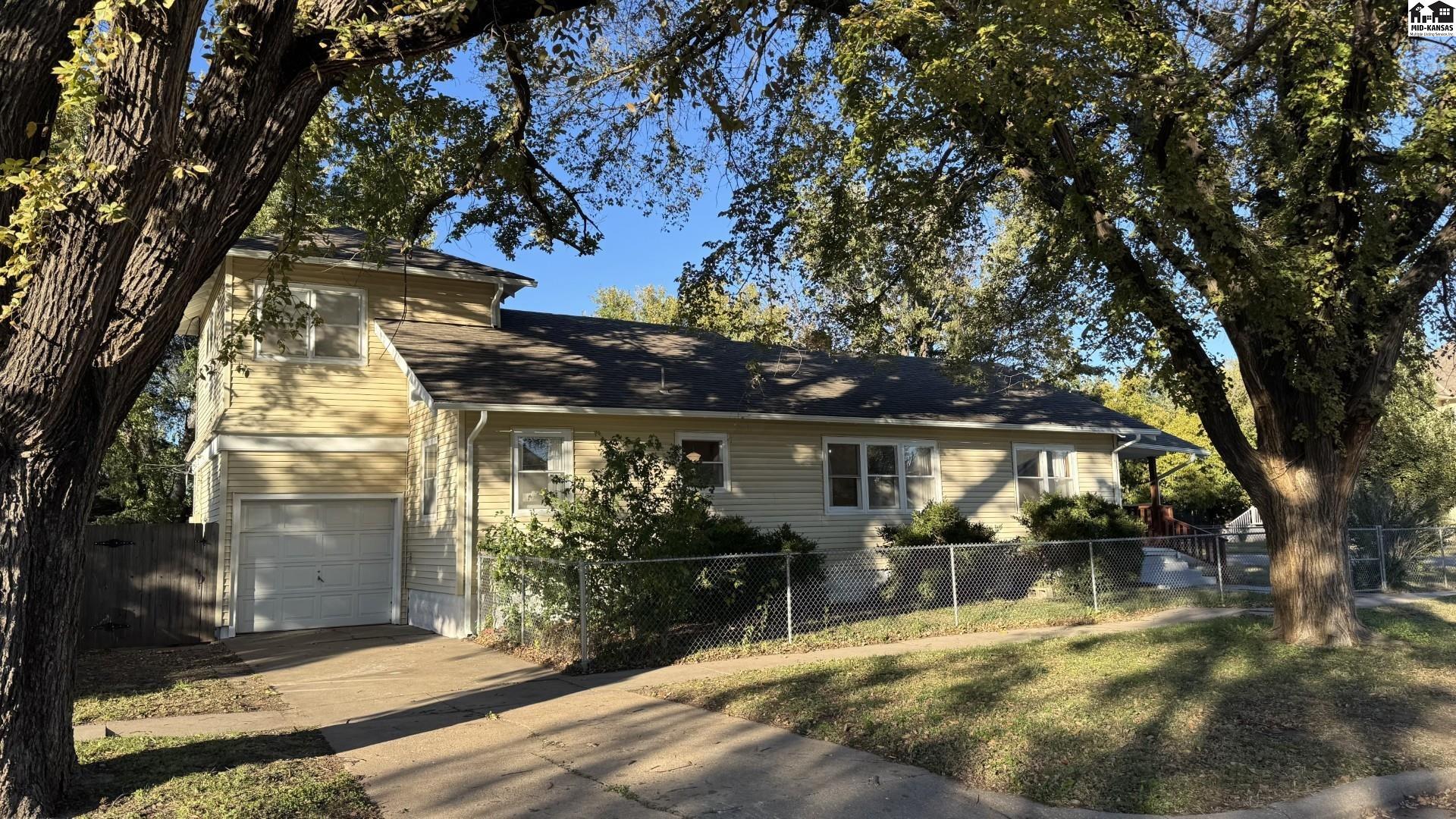 1201 N. Monroe Hutchinson KS 67501