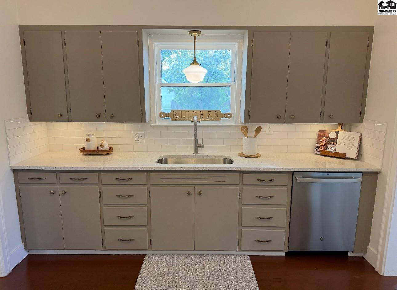 1201 N. Monroe Hutchinson KS 67501