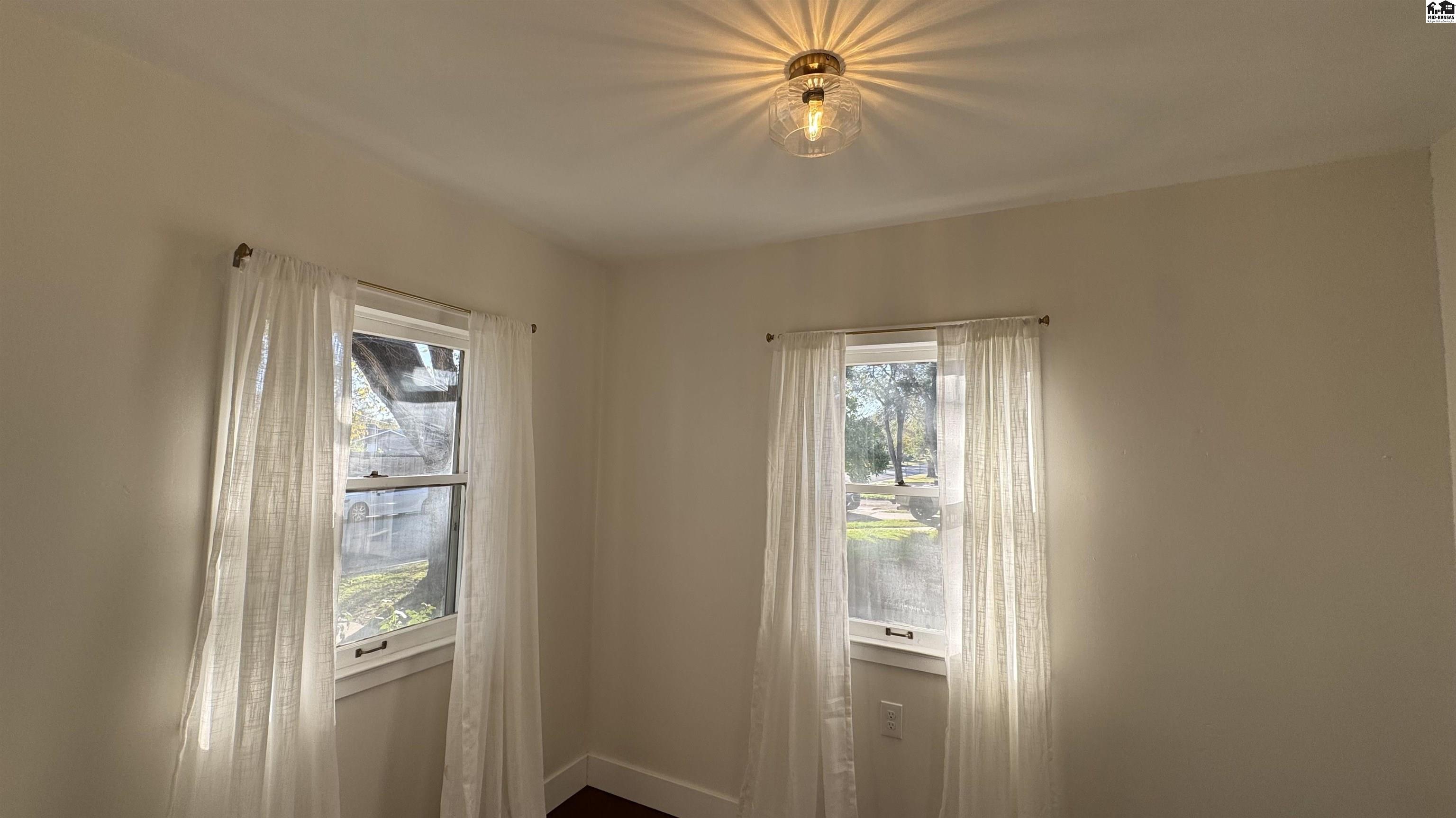 1201 N. Monroe Hutchinson KS 67501