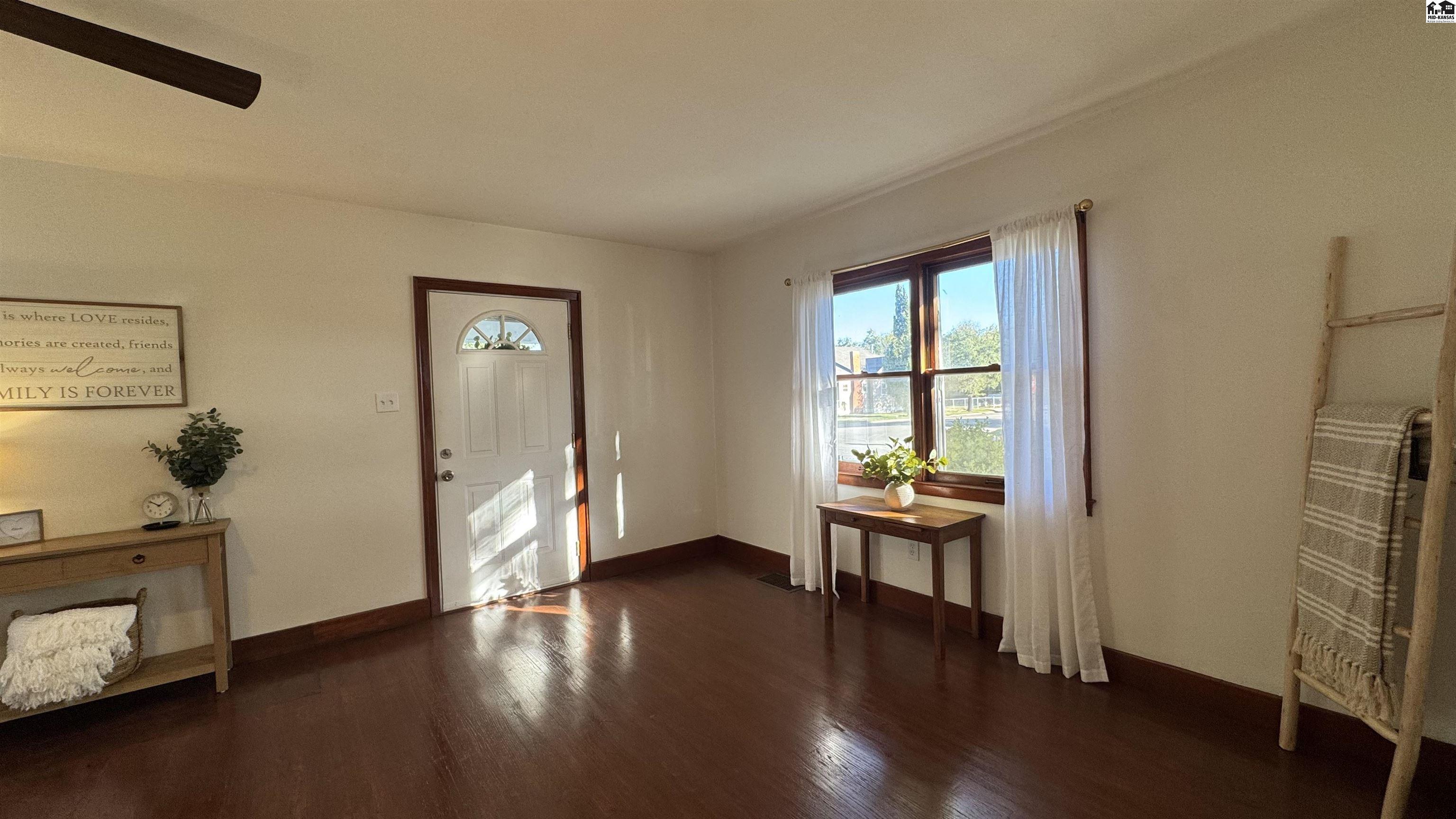 1201 N. Monroe Hutchinson KS 67501