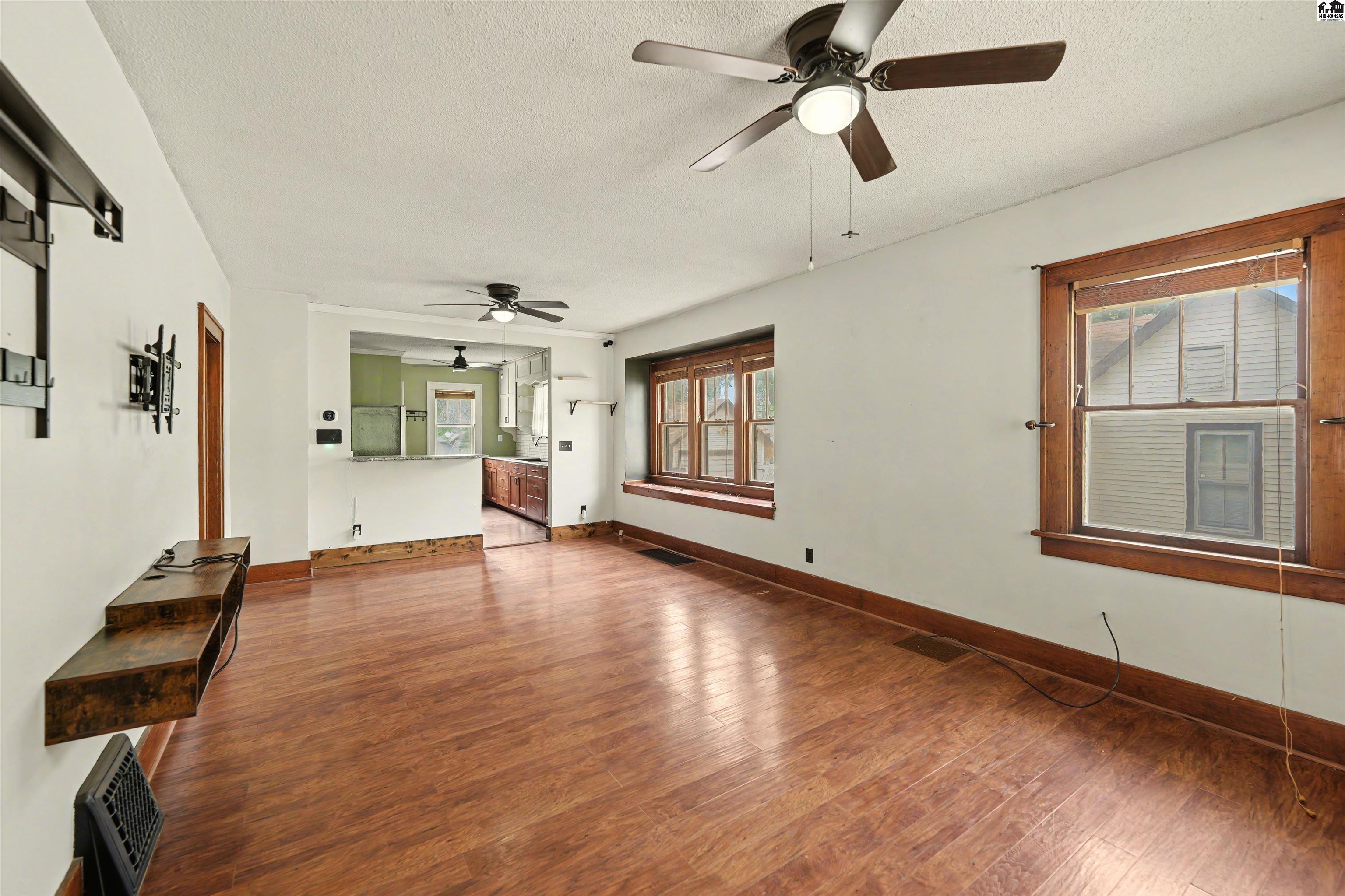 710 N Oak Street Mcpherson KS 67460