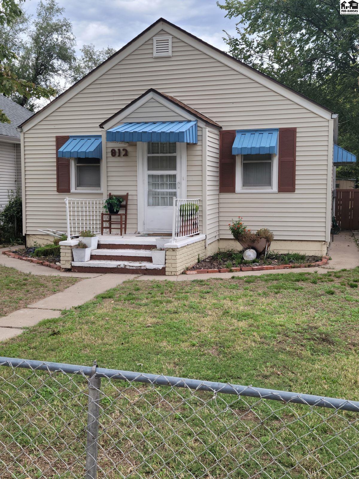 812 E 6th Avenue Hutchinson KS 67501